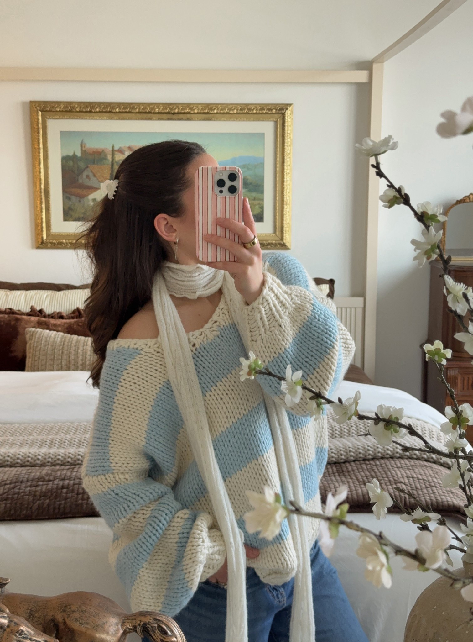 Cozy sweater🫶🏼 

#LTKSeasonal #LTKBeauty #LTKootd