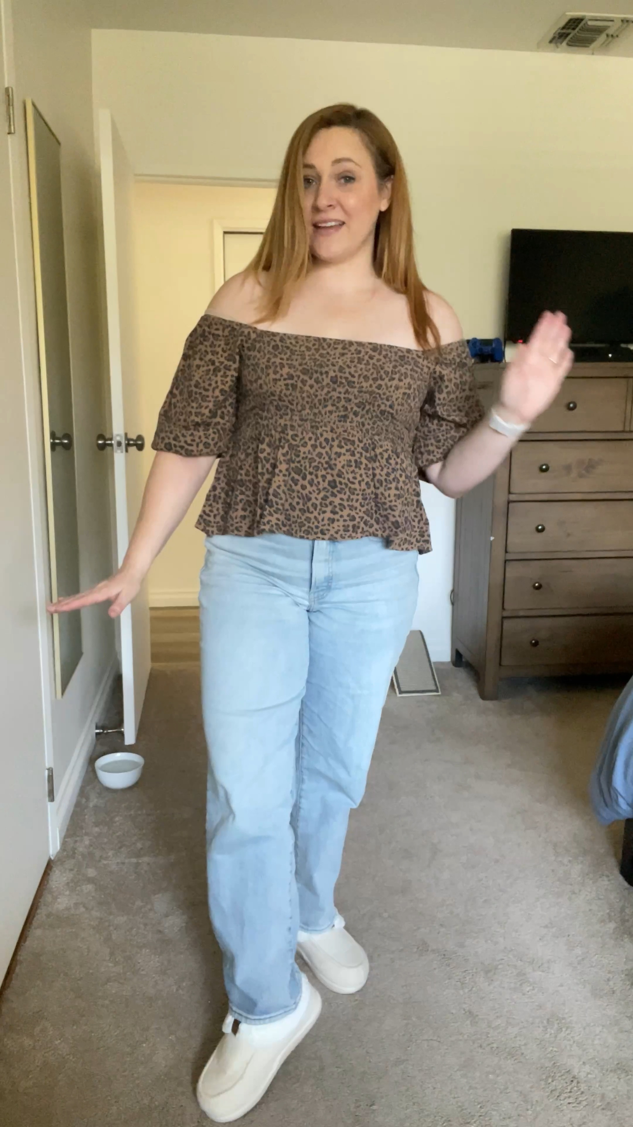 American Eagle fall haul.

I’m sooo ready for cozy season and this haul definitely has me in an autumn state of mind.

Everything is a large except the striped shirt (which I’m returning), and that’s an XL. The reviews said to spice up and I’m glad I did.

The jeans are a size 12 and fit SO comfortably. 


#LTKFallSale #LTKMidsize #LTKFindsUnder50