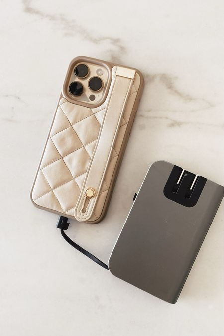 I love this to change my phone while traveling. #StylinbyAylin #Aylin 

#LTKStyleTip #LTKTravel