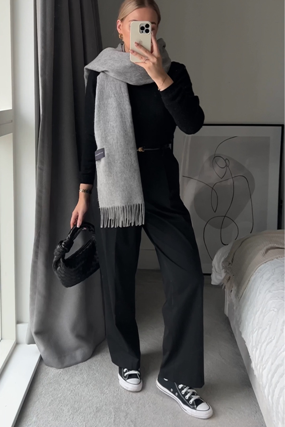 effortless styling

#fashioninspo #capsulewardrobe #ootd #outfitideas #neutral #trenchcoat

#LTKfit