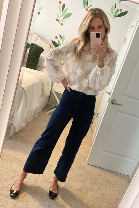 Todays work outfit! Blouse is old H&M, navy pants are tts (good amount of stretch!) and the best work pants



#LTKworkwear