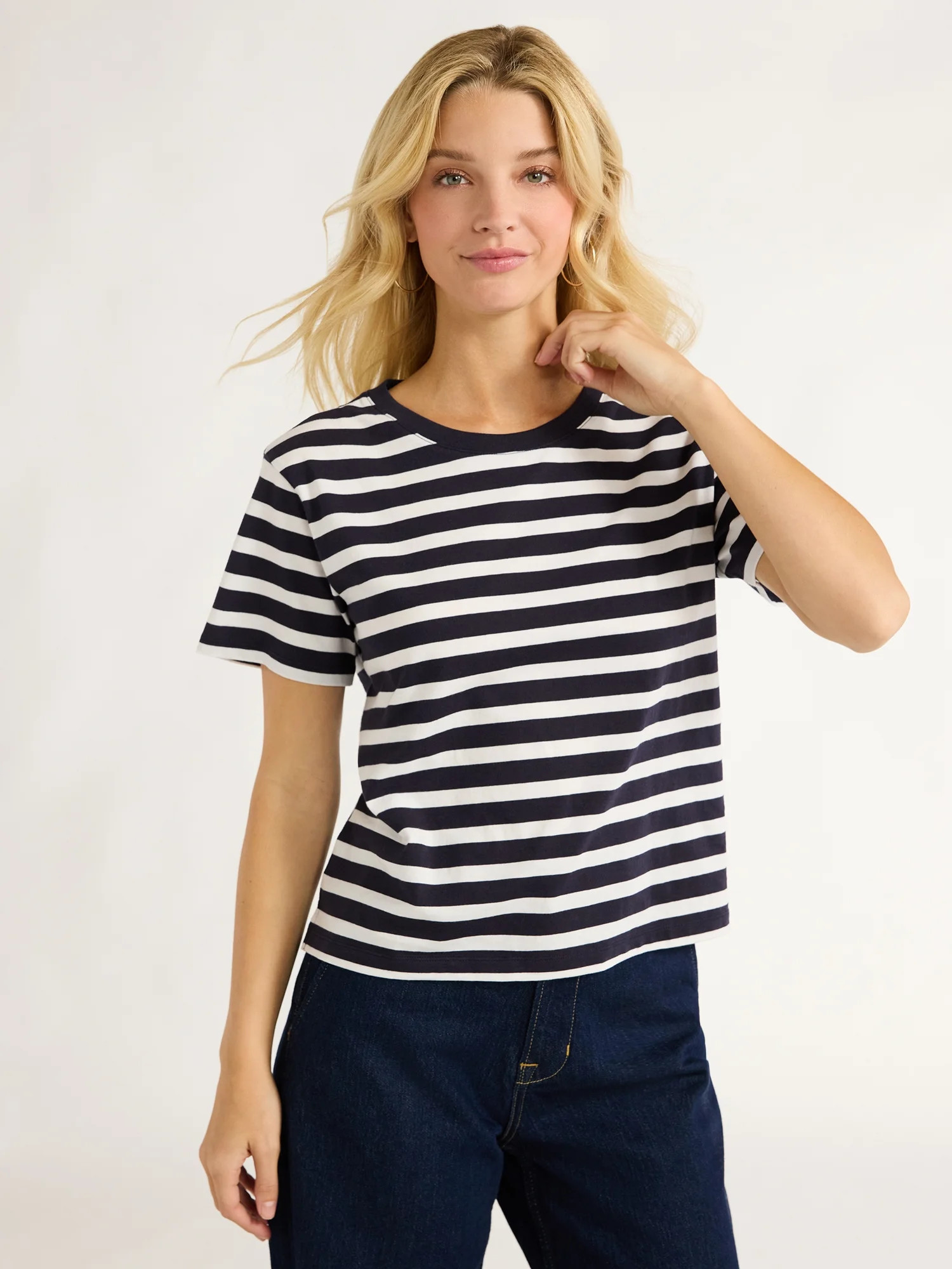 Free Assembly Women's Cotton Cropped Boxy Tee with Short Sleeves, Sizes XS-XXL | Walmart (US)
