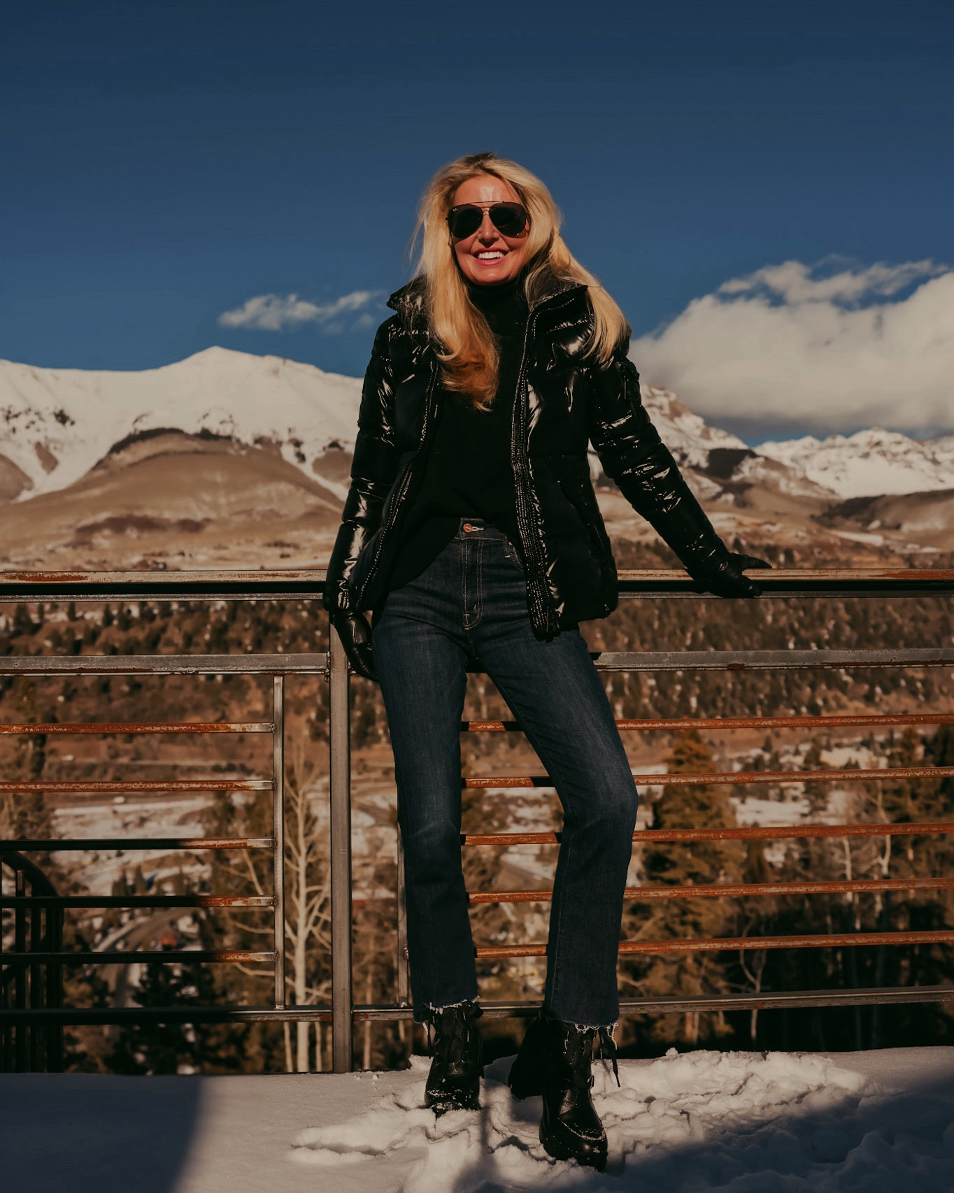 MAJOR SALE ALERT at Nordstrom! Sale includes so many amazing pieces including one of my all-time favorite puffer jackets by SAM. New York. I wear this one all the time… to run errands, even while skiing. It runs true to size. I order size small. ~Erin xo 

#LTKSeasonal #LTKSaleAlert #LTKOver40