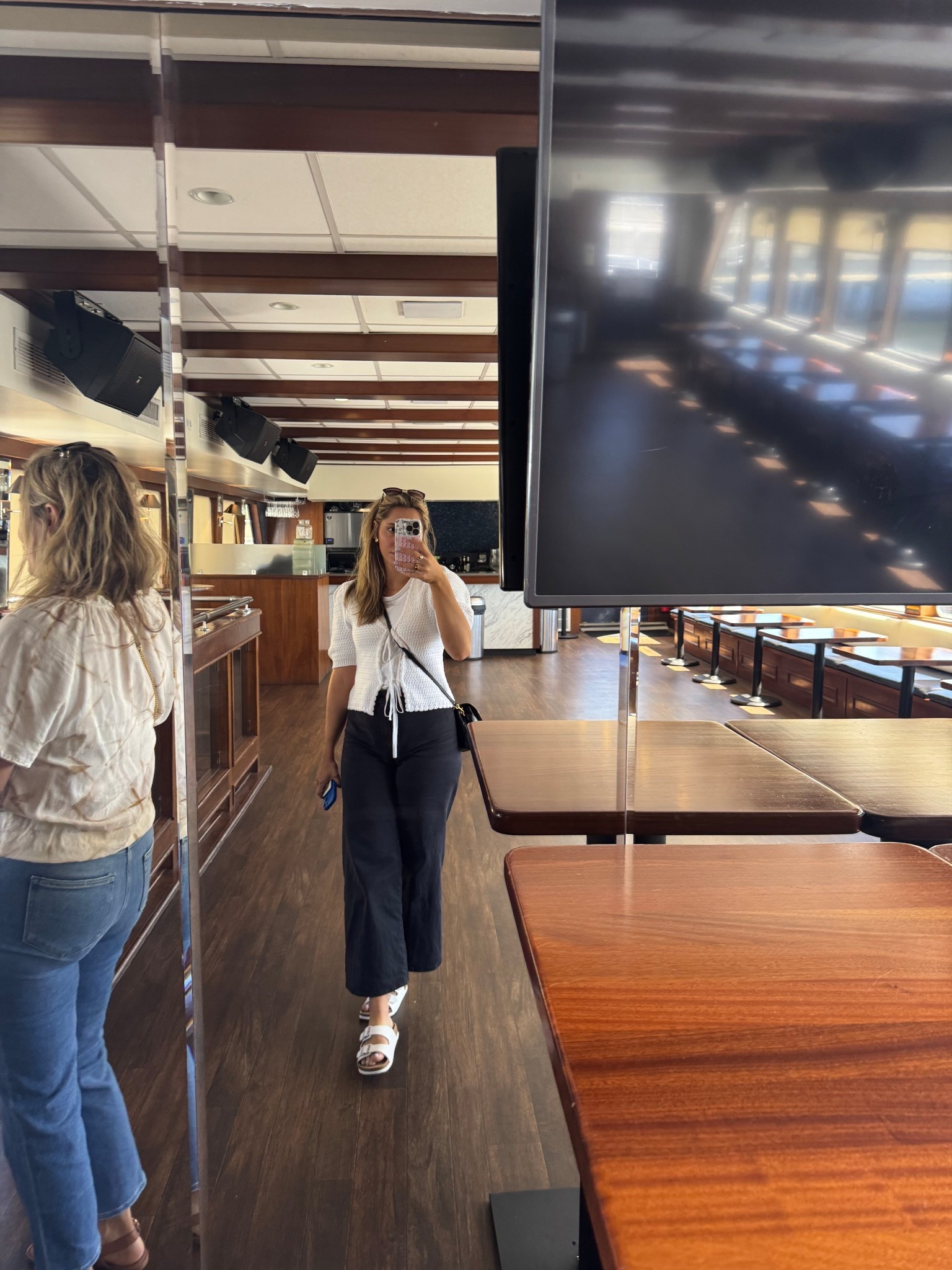 Bridal beach vibes while touring welcome party boats


#LTKSeasonal #LTKWedding