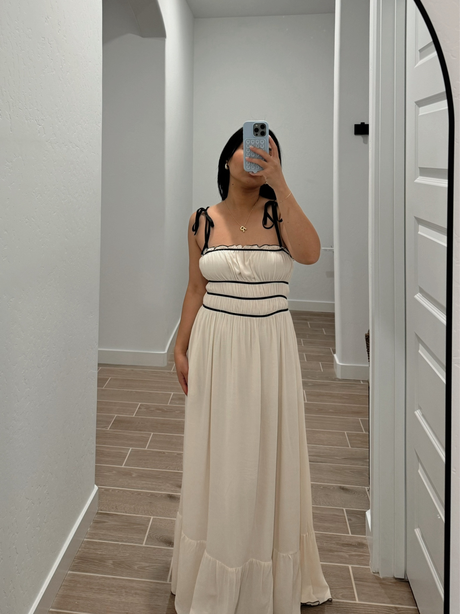 Quite obsessed with this maxi dress! Wearing a size small:)





#LTKFindsUnder50 #LTKStyleTip