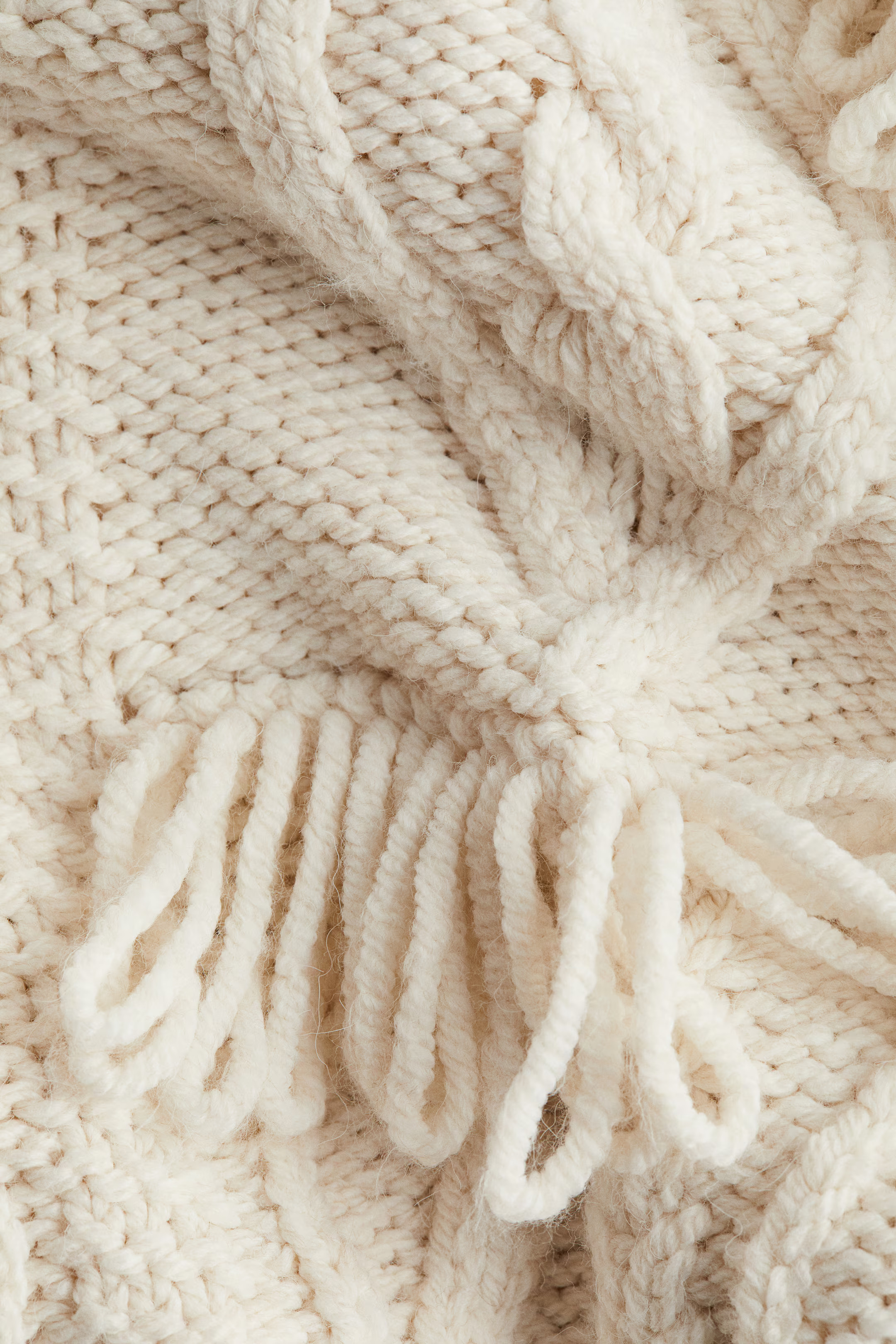 Fringed jumper - Cream - Ladies | H&M GB | H&M (UK, MY, IN, SG, PH, TW, HK)
