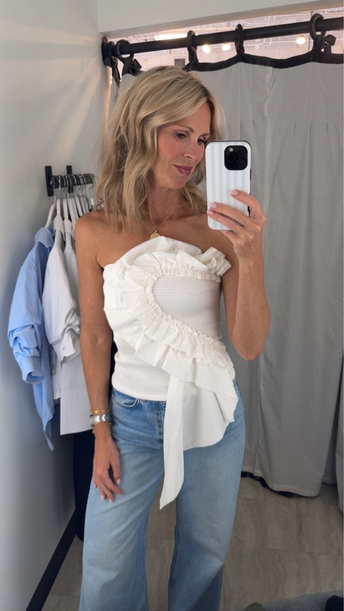 The perfect date night or vacation top I’m obsessed! Farm Rio

#LTKgrwm #LTKOver40 #LTKTravel