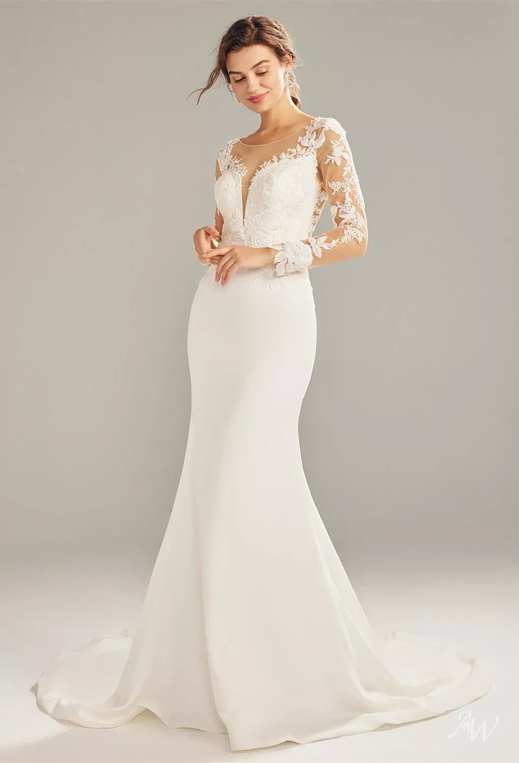 Color: | AW Bridal