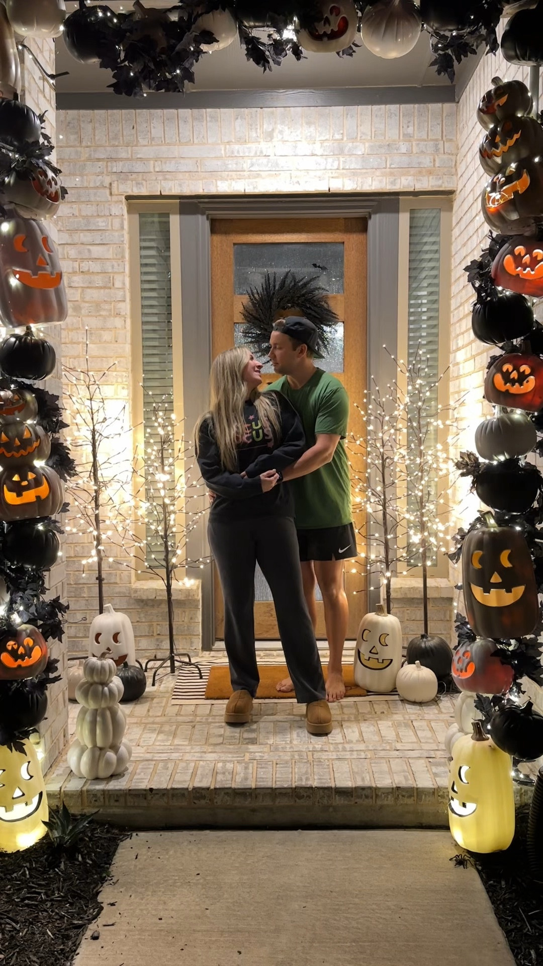 Halloween date night in! Grab some takeout, treats & your favorite movie for a cozy night at home!

Home decor, halloween decor, halloween porch, halloween cookie, halloween treats, garland, date night, fall outfit, fall decor

#LTKVideo #LTKSeasonal #LTKHome
