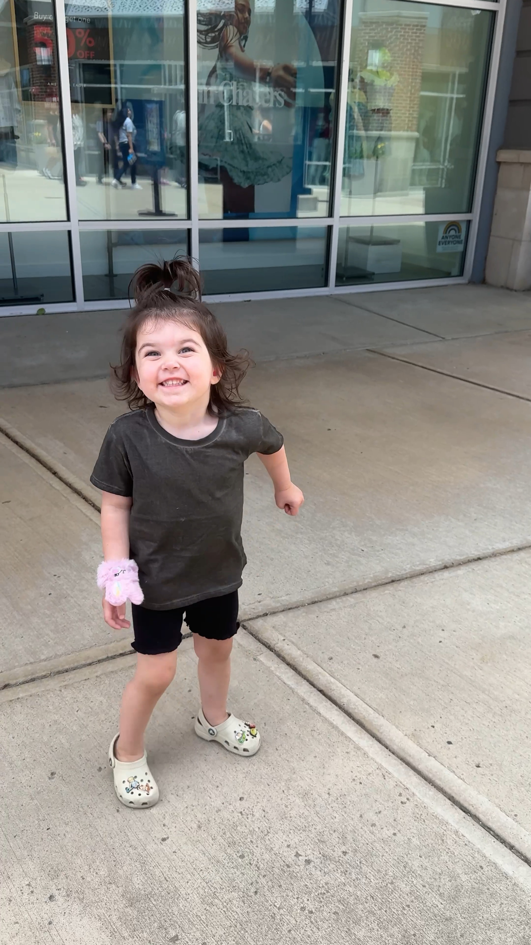 From the cute pocket on the tee to the ruffled hem on the biker shorts, @shopcoconutpops has my favorite elevated basics. We have a few pair of their “The Blake” biker shorts and I LOVE the quality! Their tees, “The Walker” and “The Jackson” are so easy to just toss on too!

#coconutpops #coconutpopspartner #craftedforadventure #summerbasics #toddlerstyle #toddlermom #ootd 

#LTKbaby #LTKkids #LTKstyletip