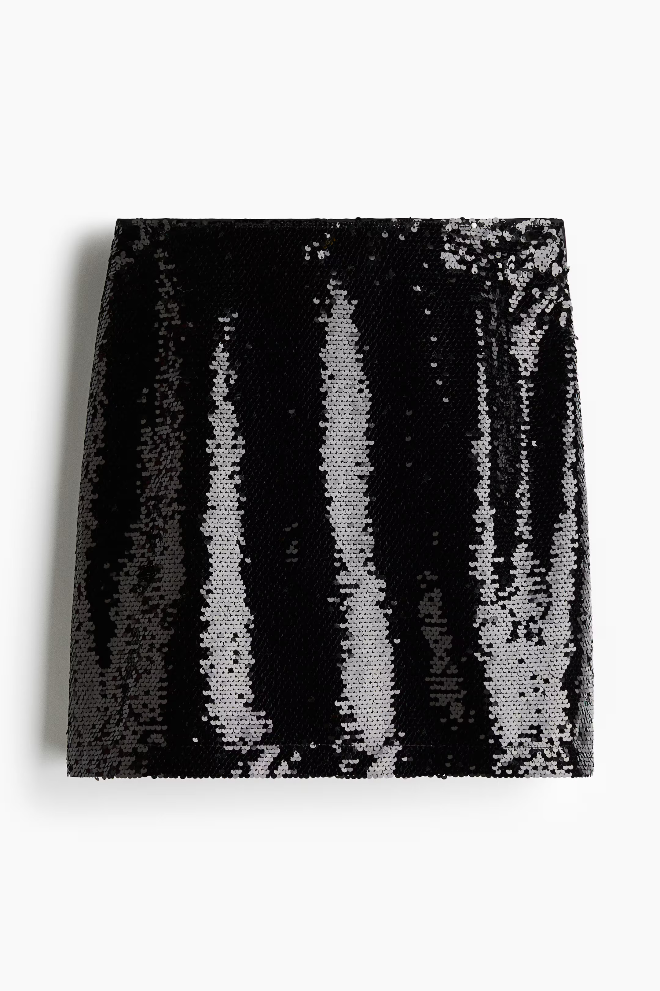 Sequined skirt | H&M (UK, MY, IN, SG, PH, TW, HK)