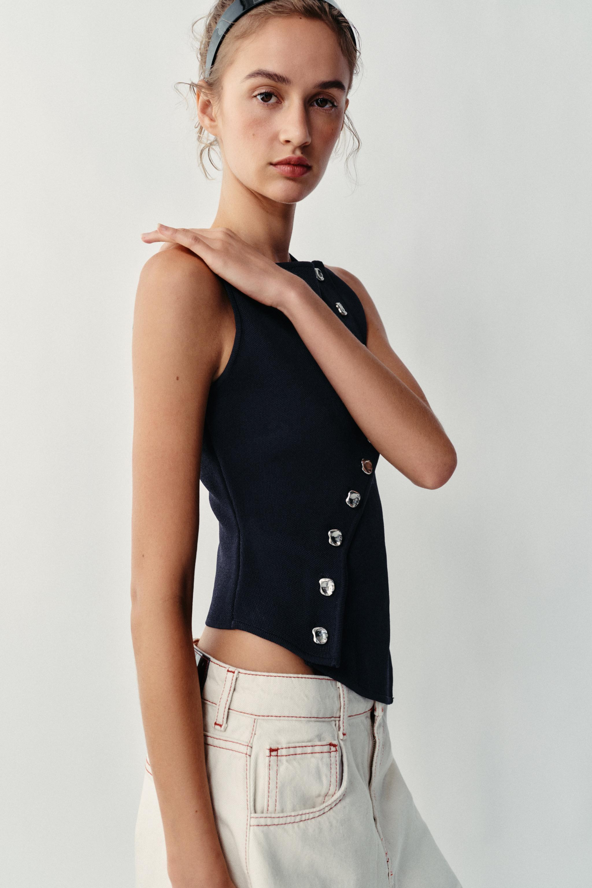 ASYMMETRIC CLOSURE KNIT TOP | Zara US