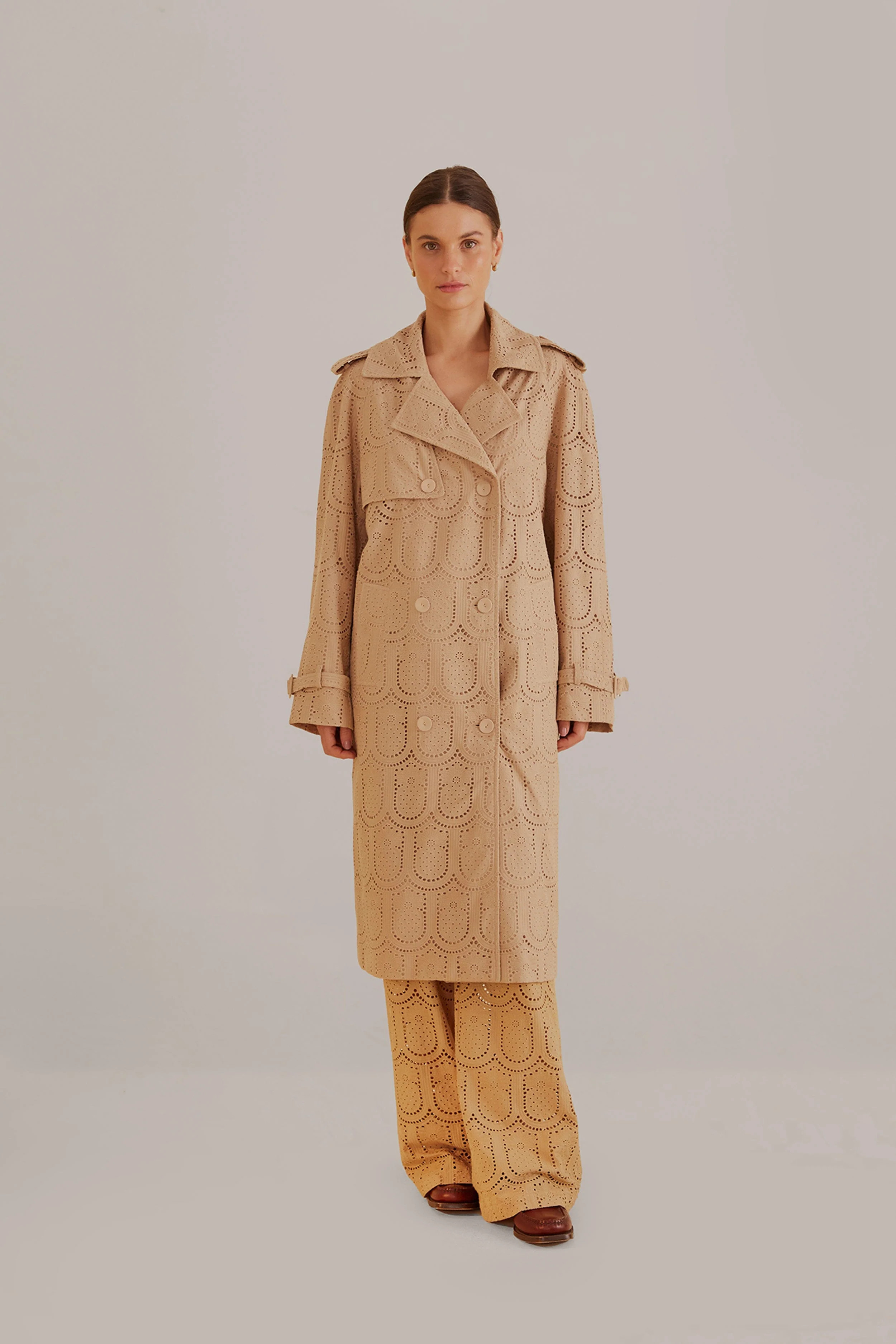 Khaki Pineapple Cotton Eyelet Trench Coat | FarmRio (US)