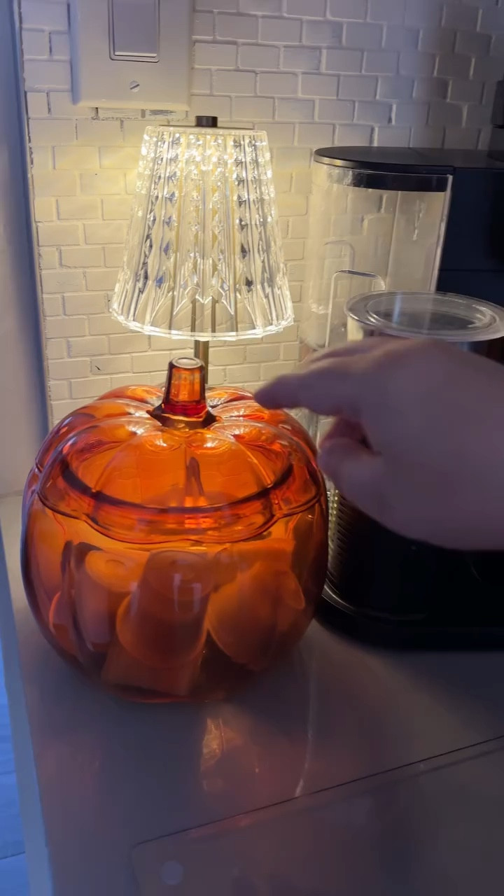 Amazon Find ☕️ 

Added a small lamp to my coffee corner to cozy up that little space. Mood lighting is everything 🤌🏽

🔔 Comment “Lamp” for a link to this cute little guy! 

#ltkhomedecor #homestyleinspo #amazonfinds2024 #amazonhomefinds #amazondeals‼️