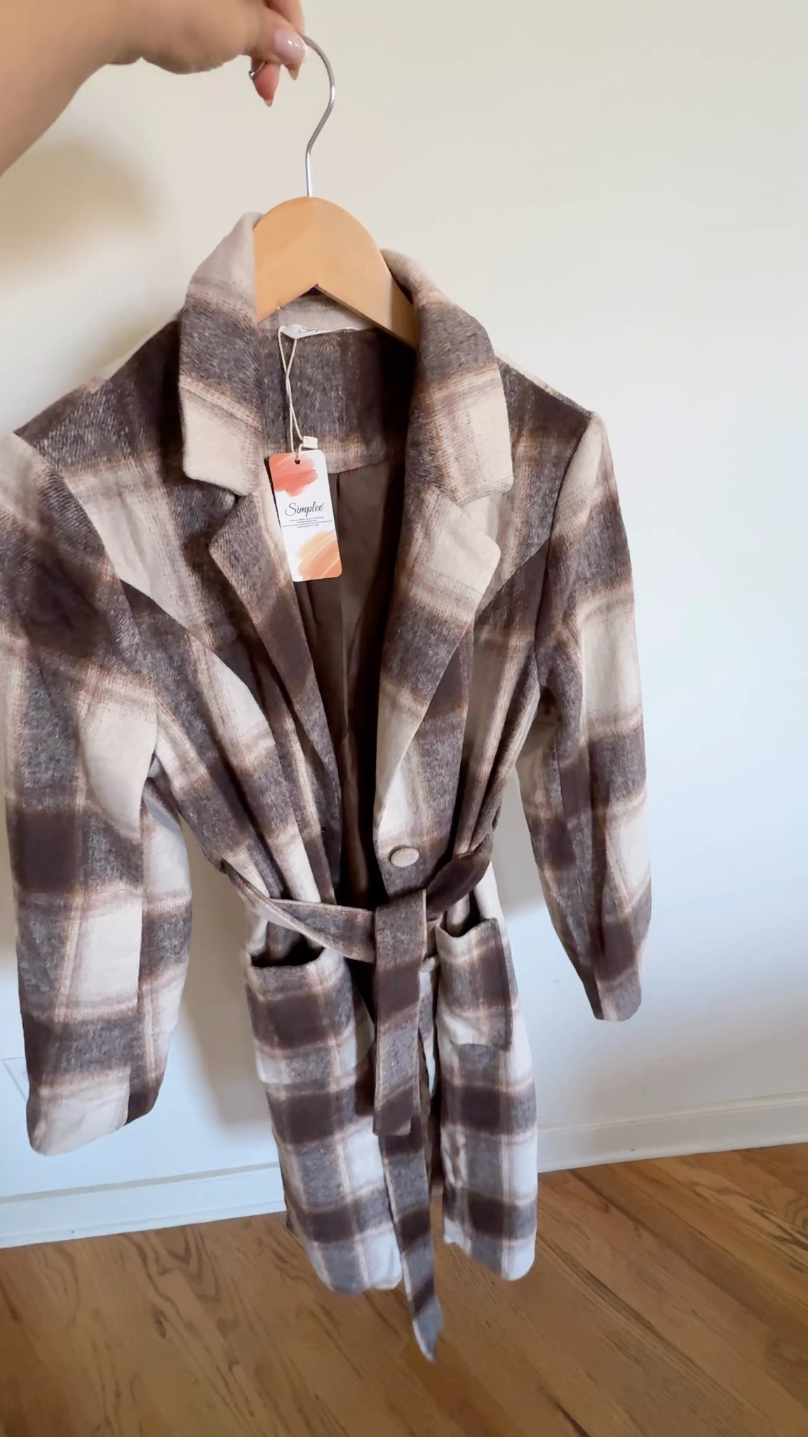 Amazon isn’t my go-to place for jackets or coats but I have to say this coat is sooooo good! Under $50 and the quality is great🤎 wearing size L 

#LTKFindsUnder50 #LTKHoliday #LTKSeasonal