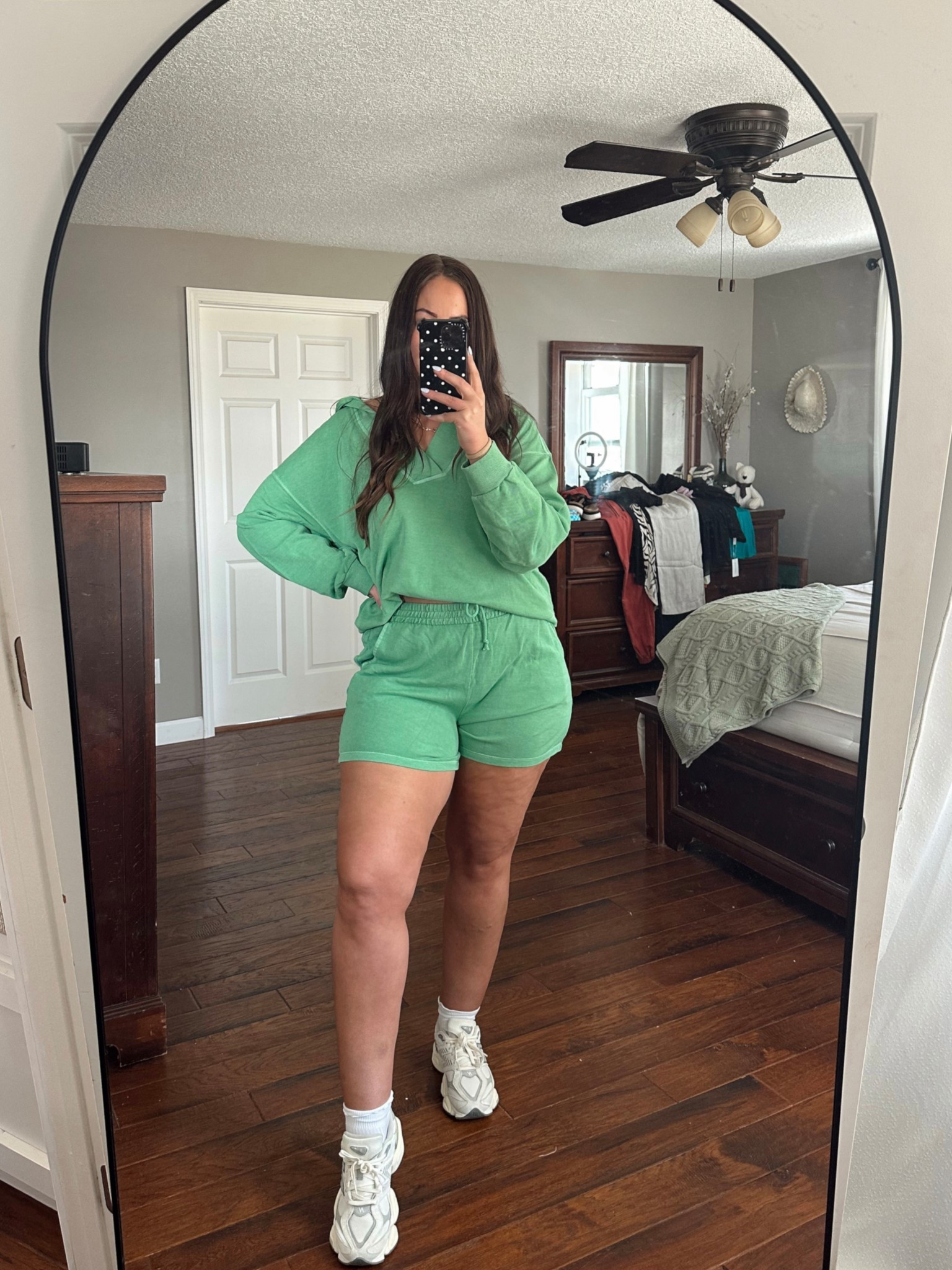 Old Navy matching set! On major sale right now ‼️ wearing large in both!



Old navy fashion
Old navy finds
Old navy spring fashion
Old navy new arrivals
spring outfits 2026

#LTKMidsize #LTKSaleAlert #LTKootd
