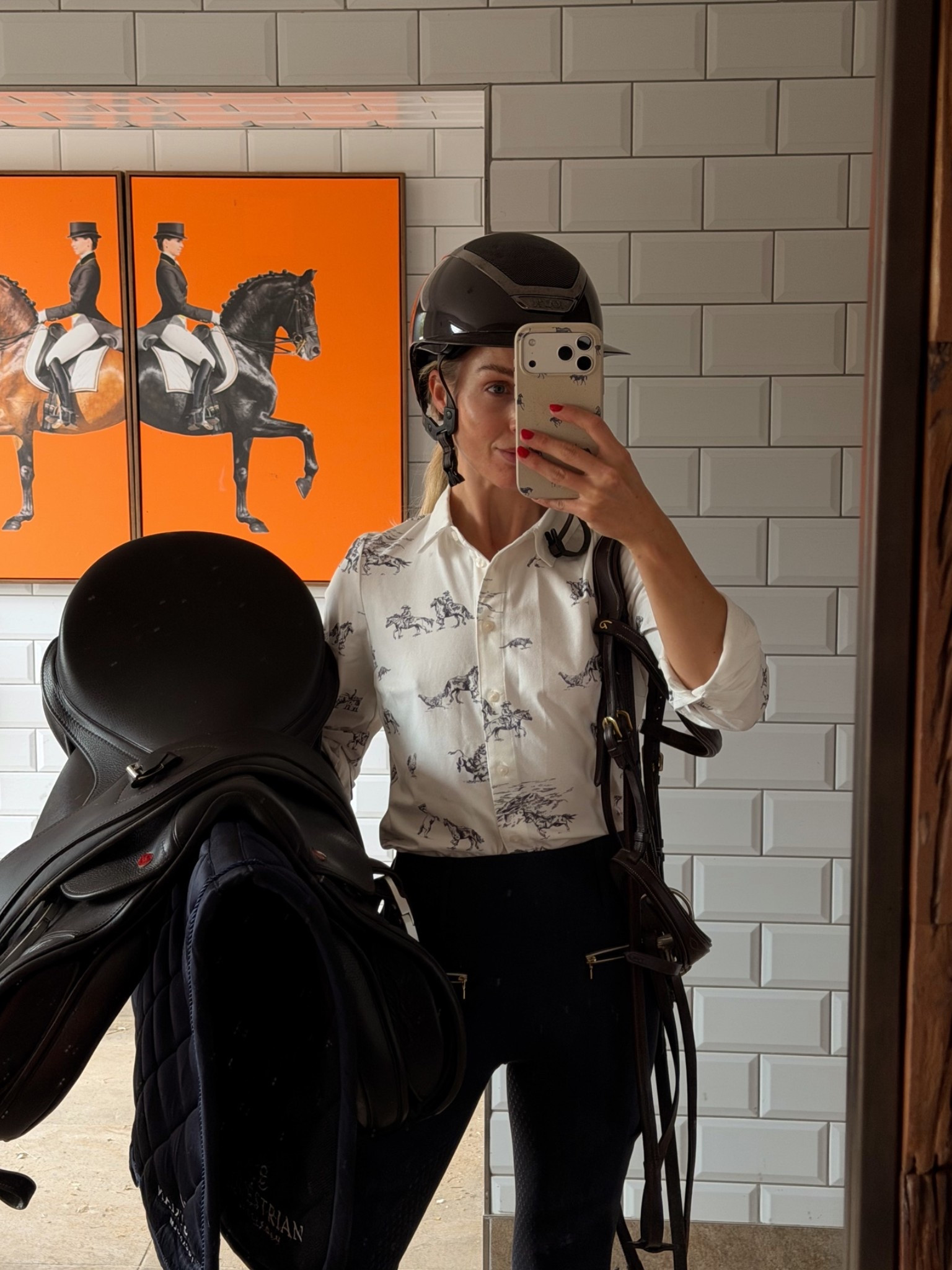 Love this horse shirt for riding 🐎