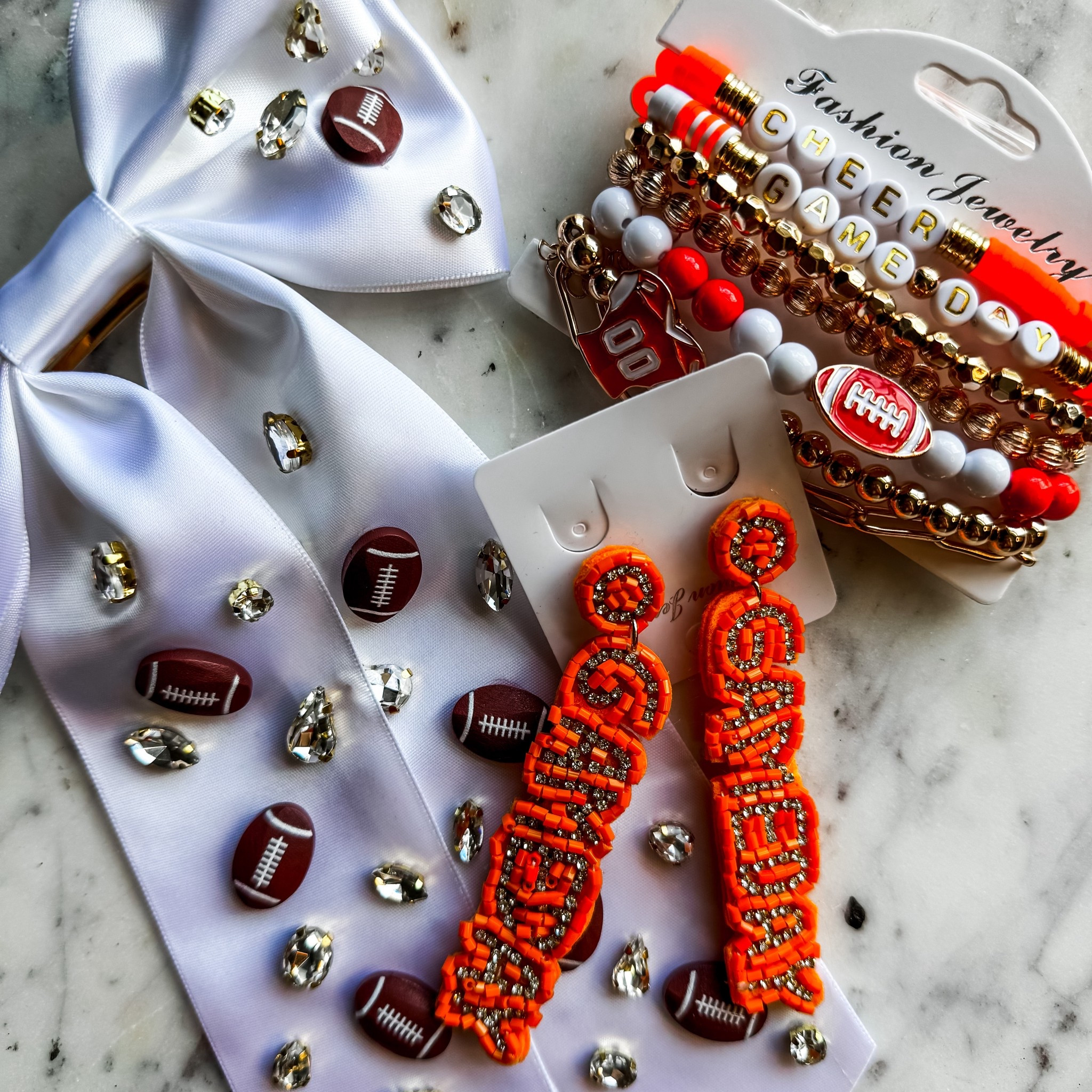 Amazon Game Day Accessories 🏈✨ #gamedayoutfits#footballoutfits#amazonaccessories#amazonfinds

#LTKPetite #LTKStyleTip #LTKFindsUnder50