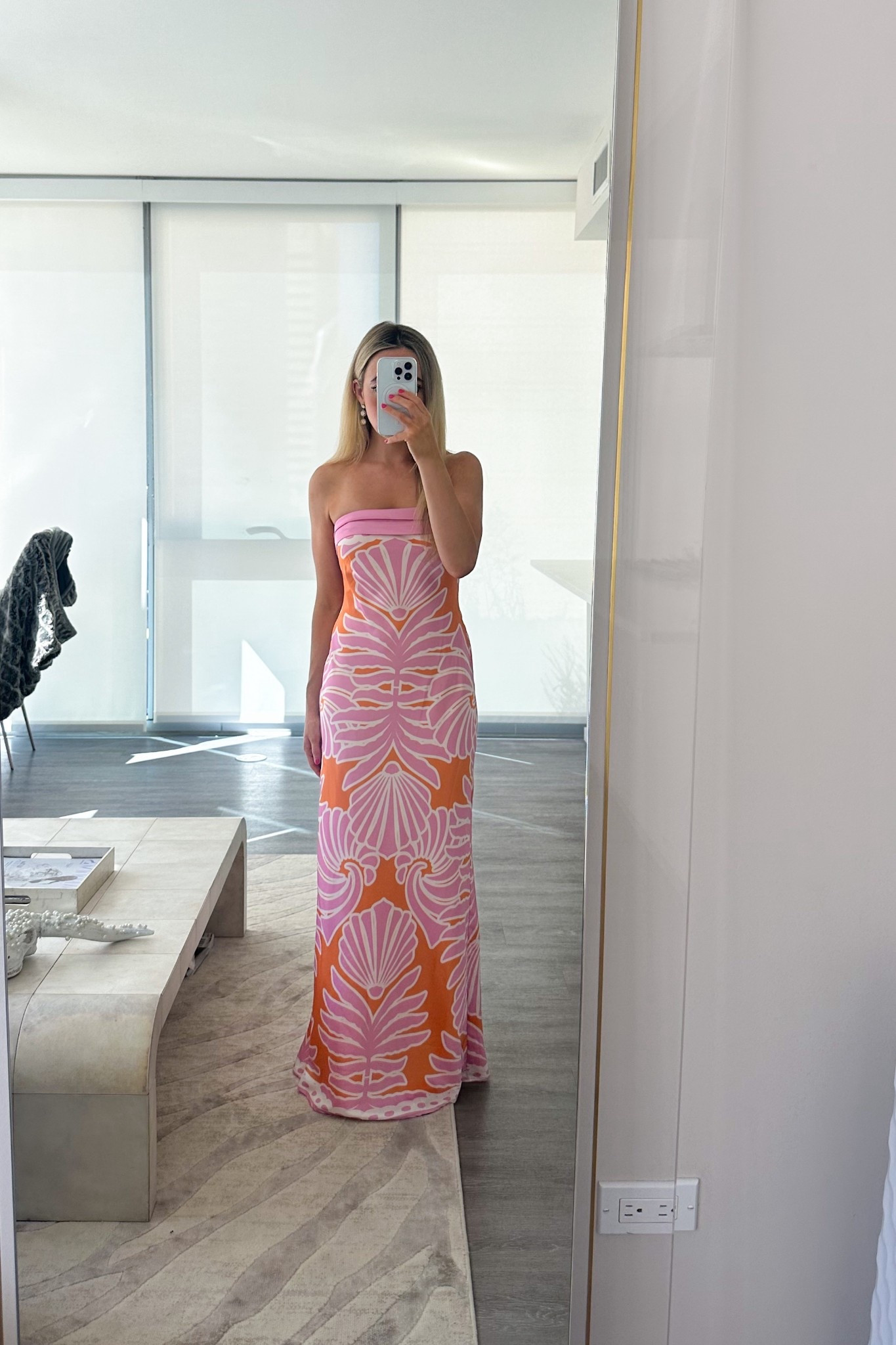 Italy: Daily Outfit 

Amalfi Coast vacation outfit idea: Bright and vibrant summer dress perfect for Italy travel style! – perfect for coastal strolls, seaside dinners, and sun-soaked adventures. Positano, Ravello, or Capri.



ootd style fashion, wedding guest dress, warm weather look, vacation look, tropical vacation, beach day, European vacation, Mexico, Amazon dress, shopbop, maxi dress. Pink print dress, vibrant bridesmaid dress 

#LTKSwim #LTKTravel #LTKSeasonal