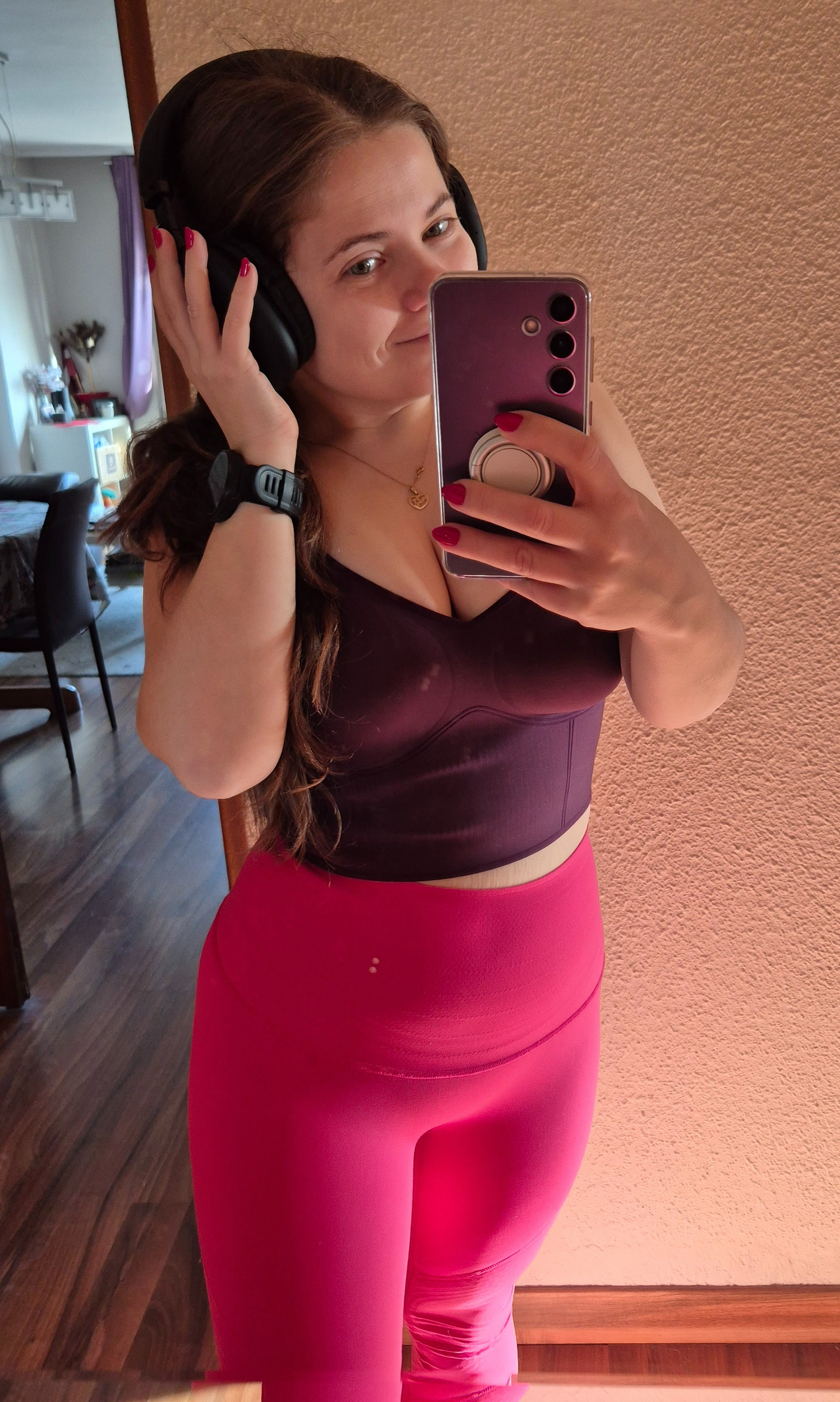 As a curvy petite woman, I love this activewear bra top and leggings. I feel like a superhero.

#LTKfitnessgoals #LTKMidsize #LTKPetite