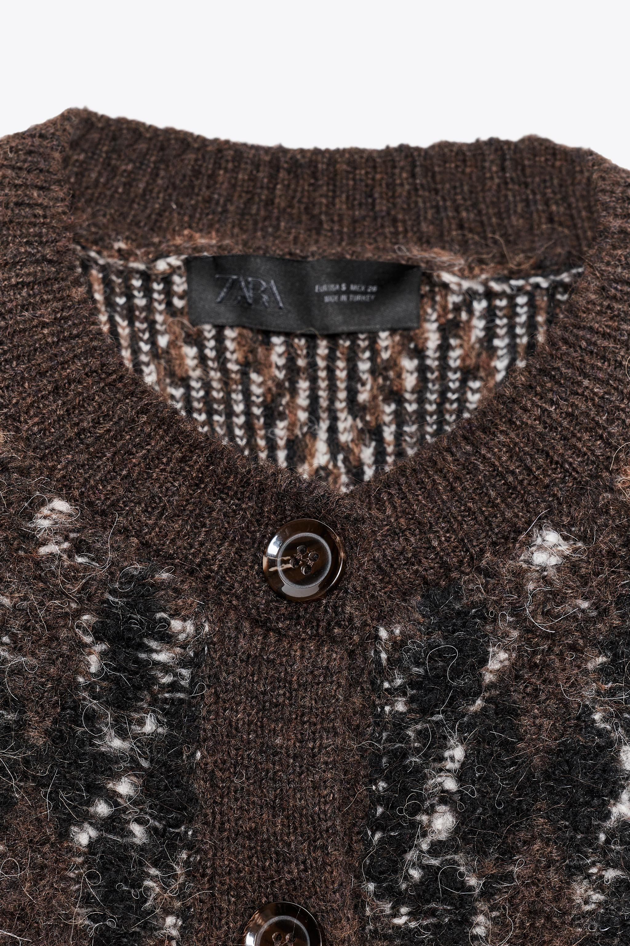 ARGYLE KNIT SHORT SLEEVE CARDIGAN29.99 GBPBrown | 4331/108/700Put it in your basketAddRound neck,... | Zara UK