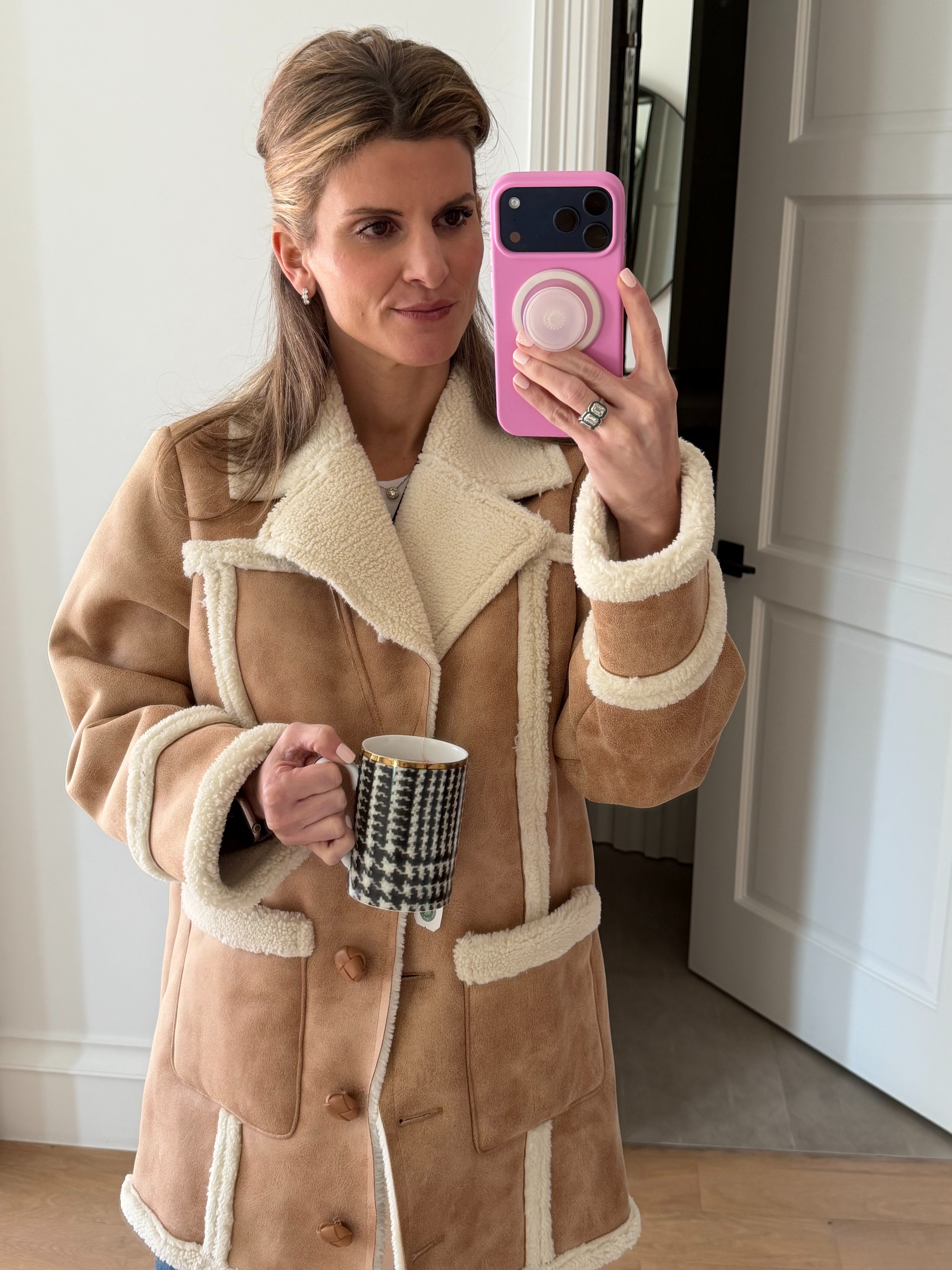 Obsessed with this shearling lined coat/jacket 

 