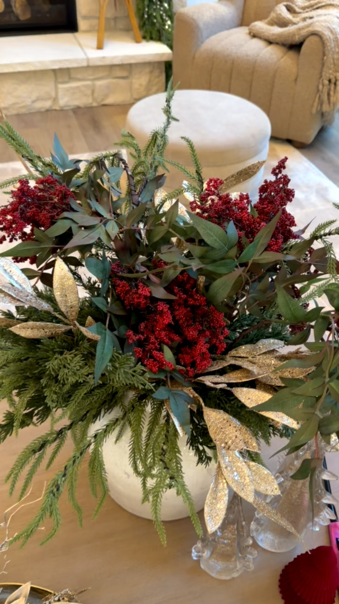 BACK IN STOCK! These gorgeous burgundy berry stems won't last long

Holiday, holiday home, holiday home decor, holiday decor, Christmas, Christmas floral arrangement, Christmas centerpiece, berry stems, burgundy, floral, faux floral

#LTKHome #LTKSeasonal #LTKHoliday