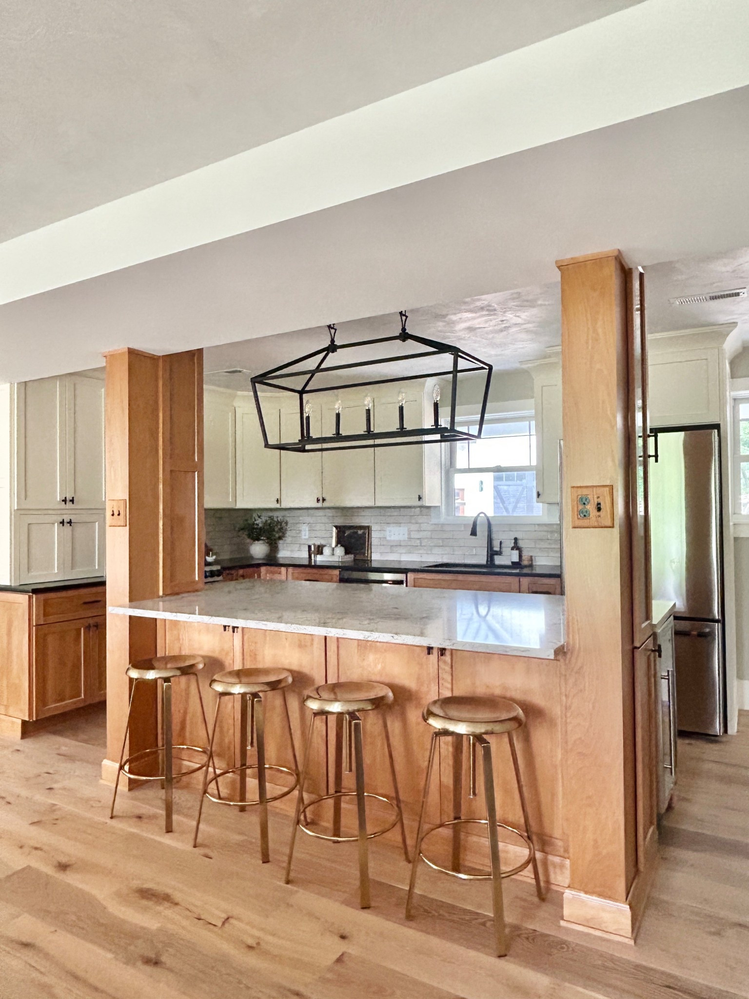 Gold counter stools.

#counterstools #kitchen

#LTKHome