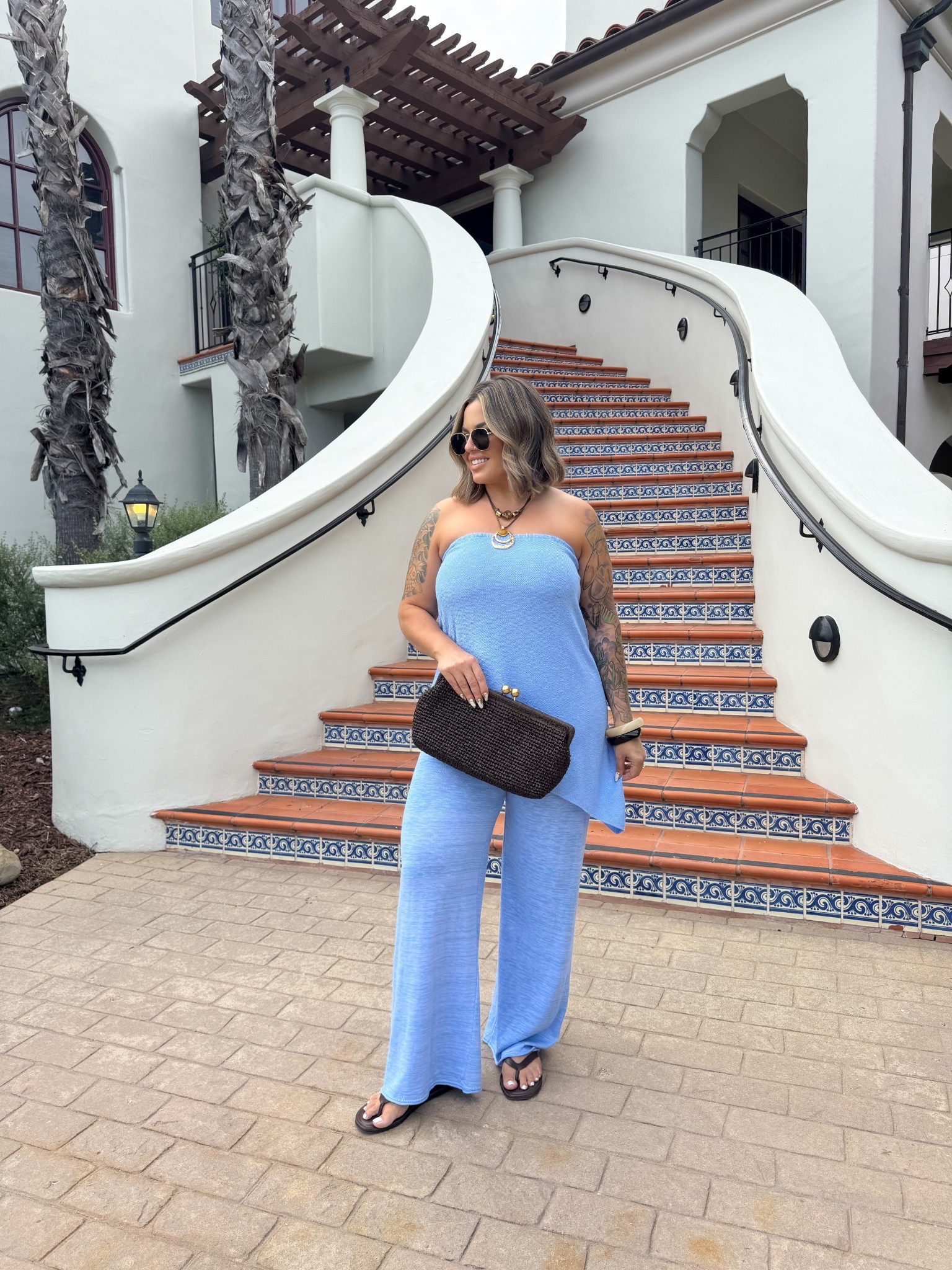 Set size xl it’s a FP look for less and it’s incredible ! I have it in 3 colors highly recommend.  Pants are really long too I have them pulled up super high. Def tall girl friendly 
Bra XL 
￼#amazon #freepeople 

#LTKMidsize #LTKootd