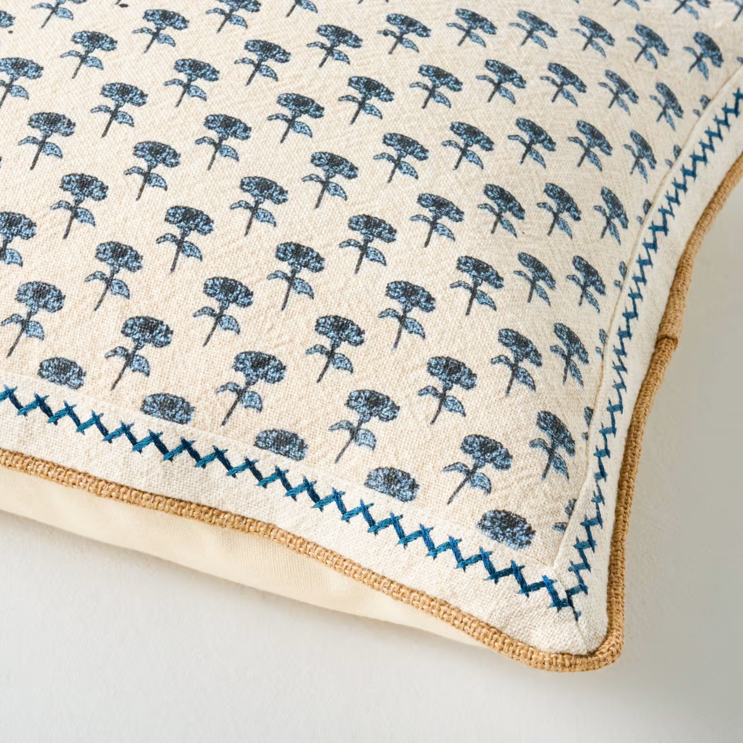 Lilianne Floral Printed Lumbar | Magnolia