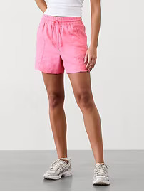 Retreat Linen Mid Rise Short | Athleta