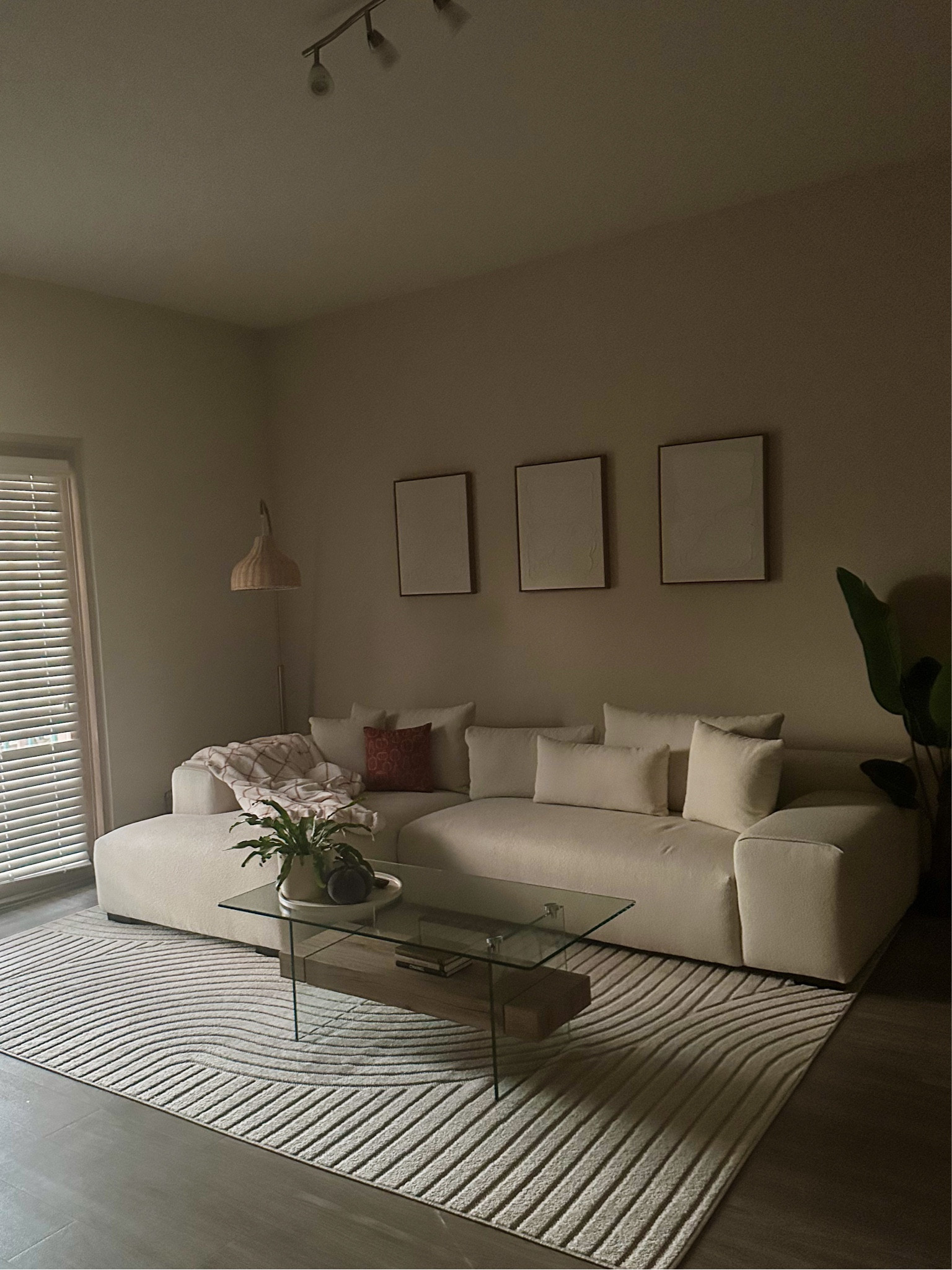 rainy day living room vibes

#LTKhome