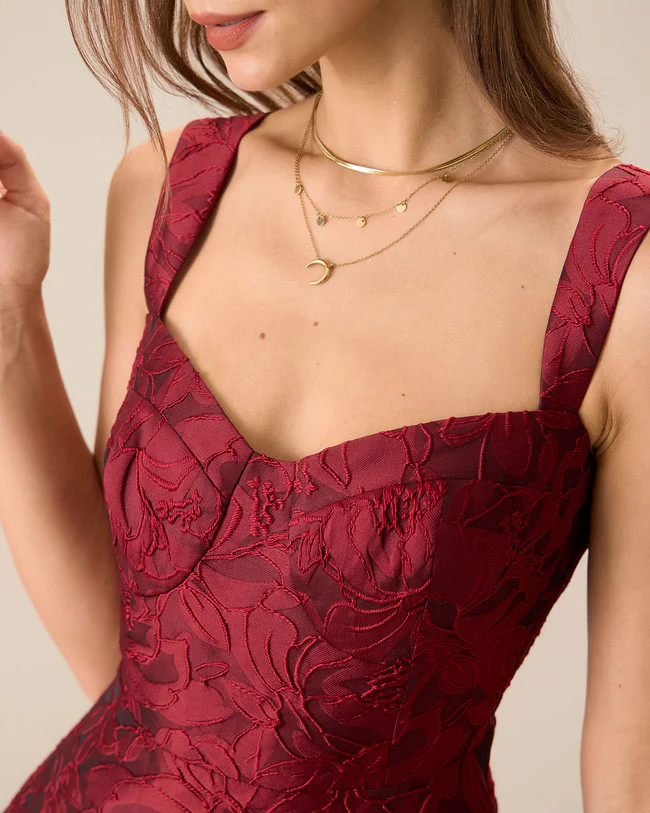 The Red Sweetheart Neck Jacquard Midi Dress | rihoas.com
