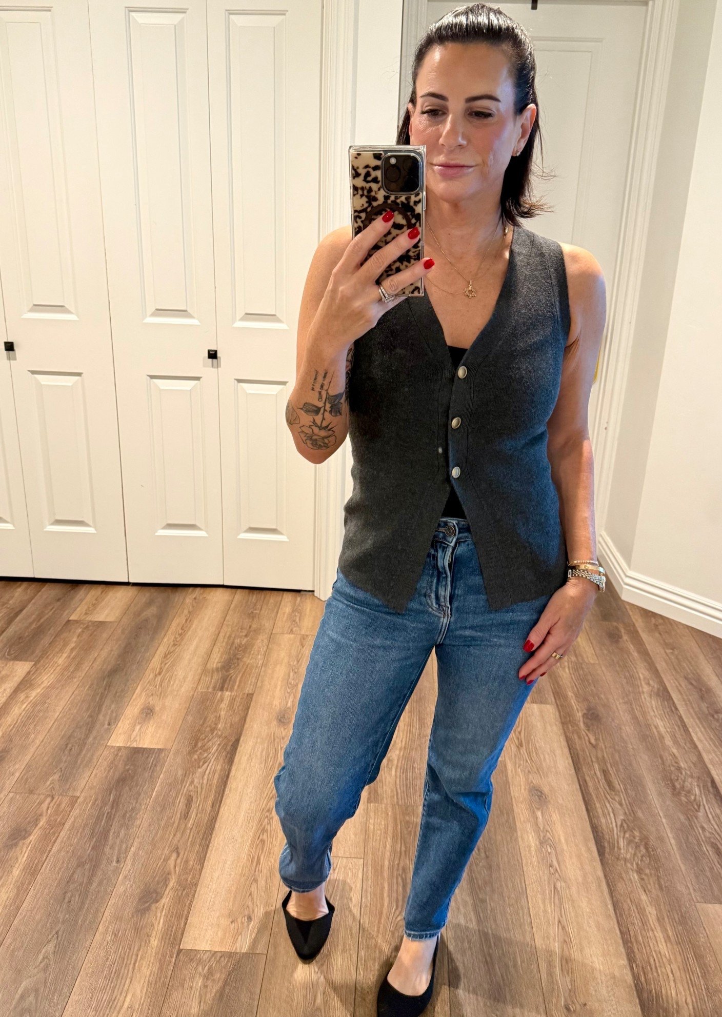 Slightly obsessed with this sweater vest  

#LTKOver40 #LTKFindsUnder50 #LTKSeasonal