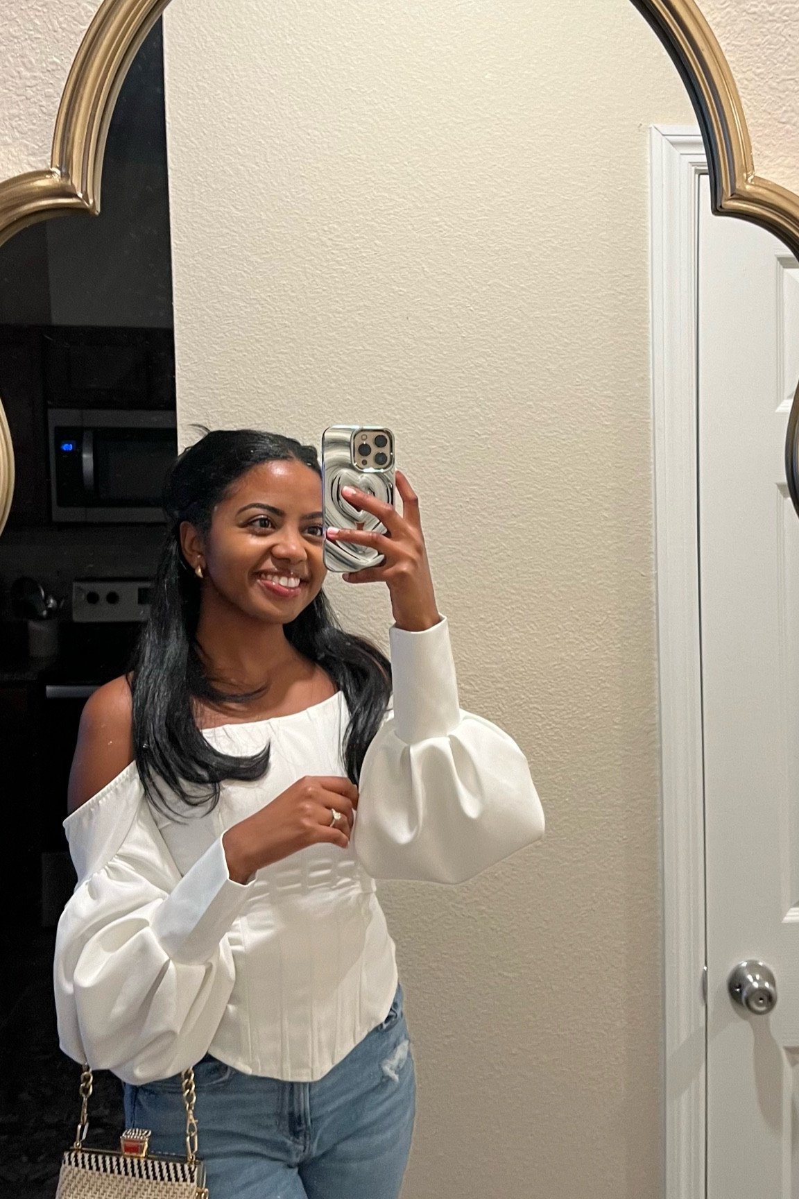 dirty mirror but this top is too cute!

#LTKfindsunder50