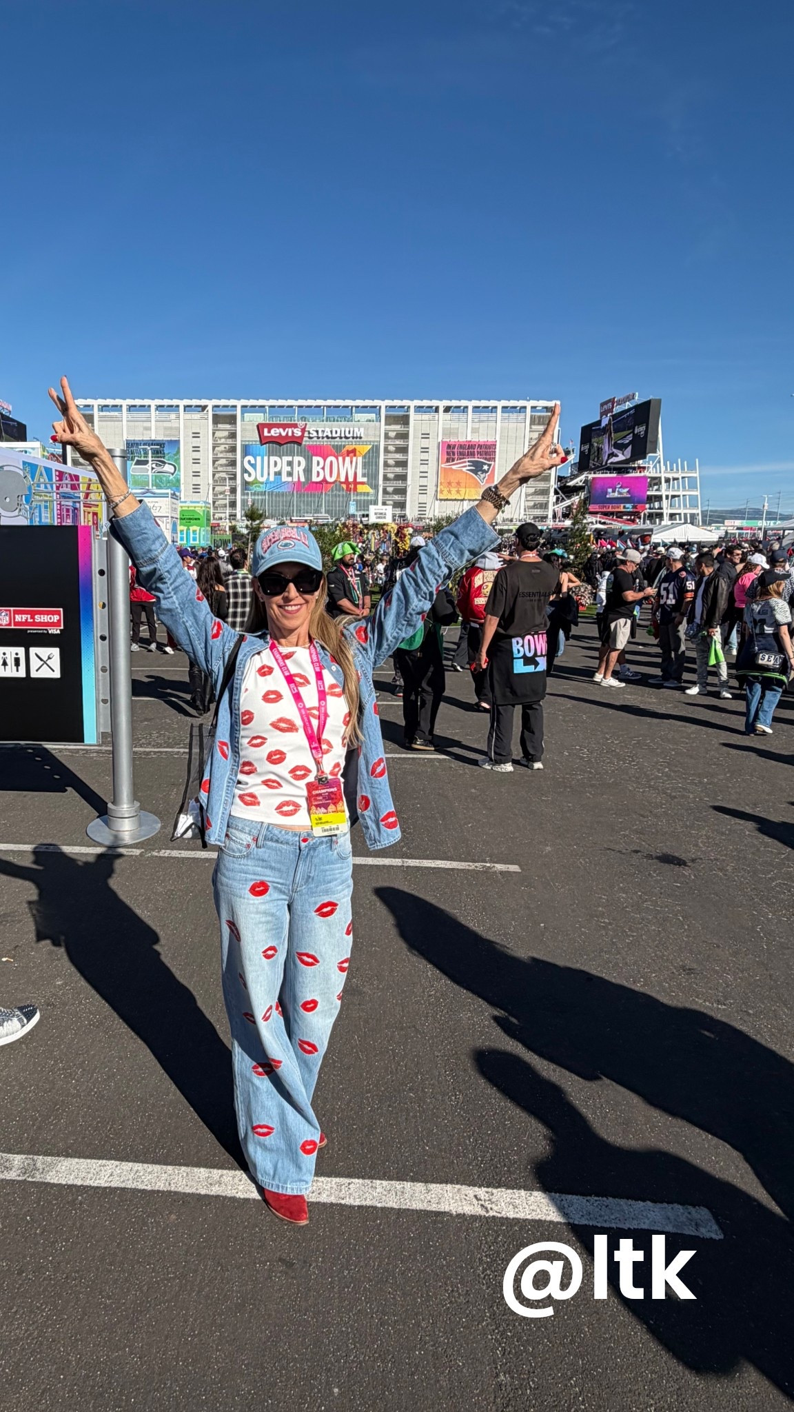 Super Bowl 2026 Fit 

#LTKValentine #LTKgrwm #LTKdayinmylife