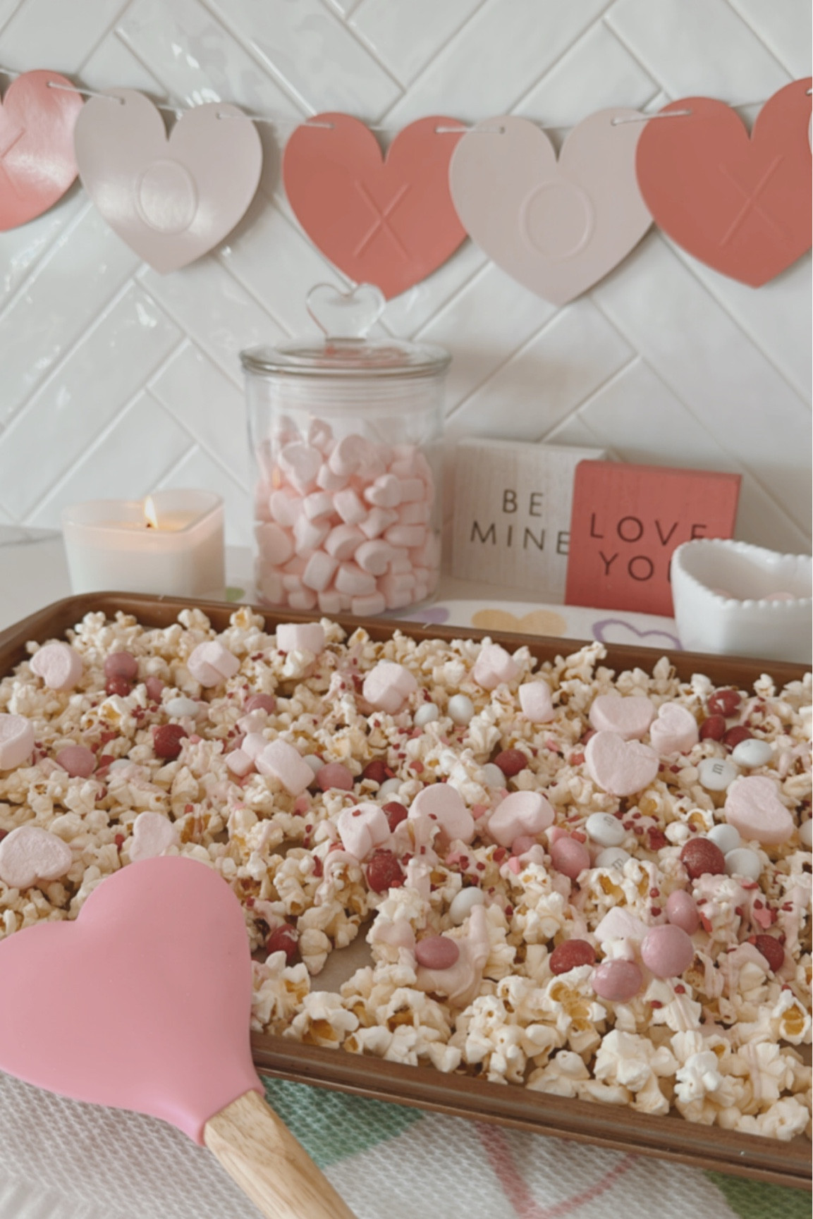 Valentine’s popcorn 💕💞💓

#LTKSeasonal #LTKParties #LTKMostLoved