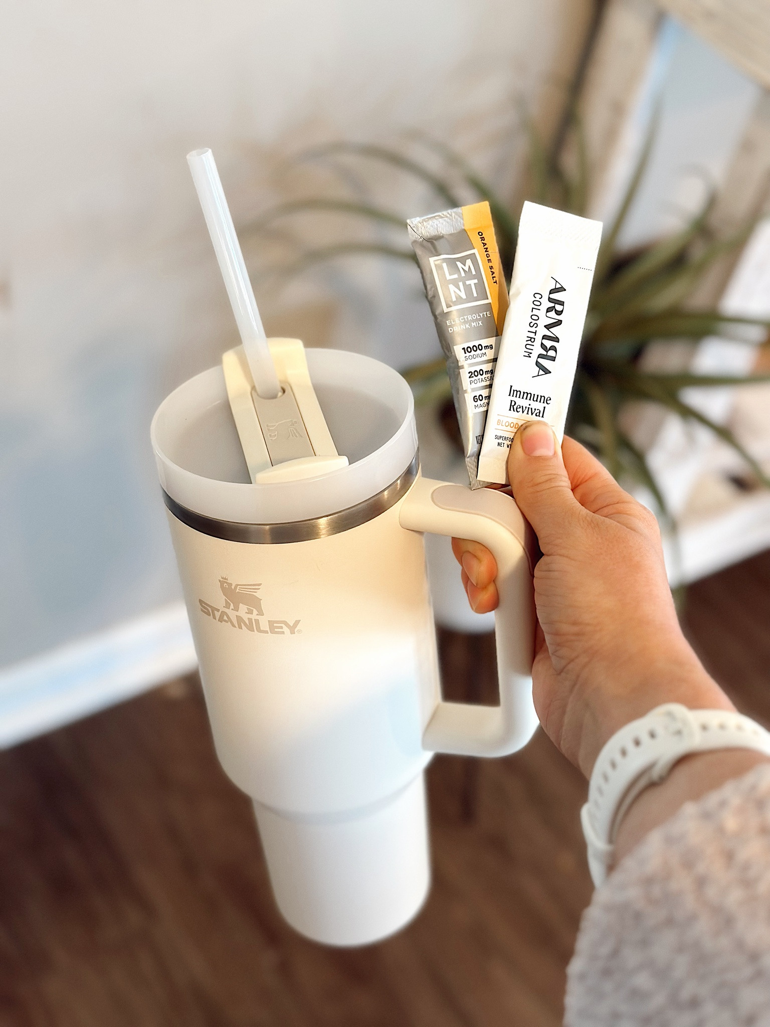 Amazon prime deals! My tried and true Stanley cup & my Armra colostrum are currently on sale!