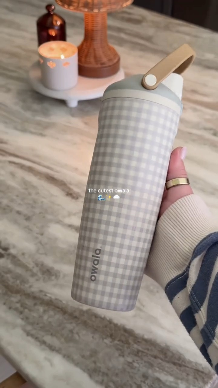 new gingham owala for fall 🤎

Target finds, new at target,water tumbler,
Owala, water bottle