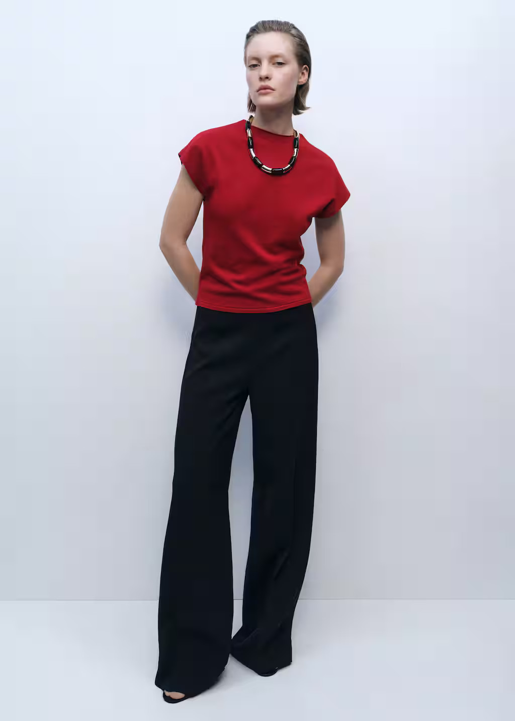 MANGO - Sleeveless fine-knit sweater red - S - Woman | Mango Canada