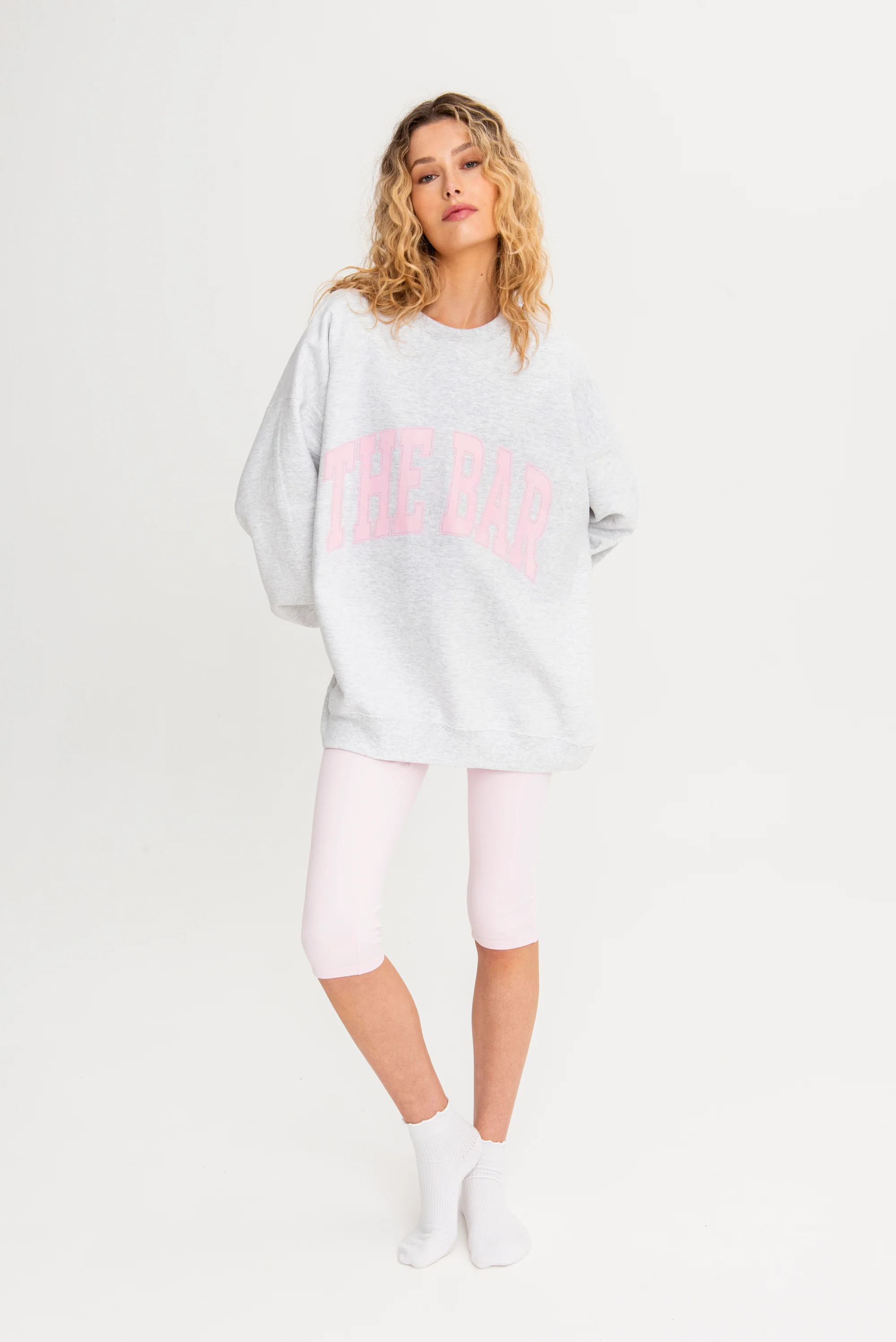 INSIDE OUT REVERSIBLE SWEATSHIRT - LT HEATHER GREY / PEONY | The Bar