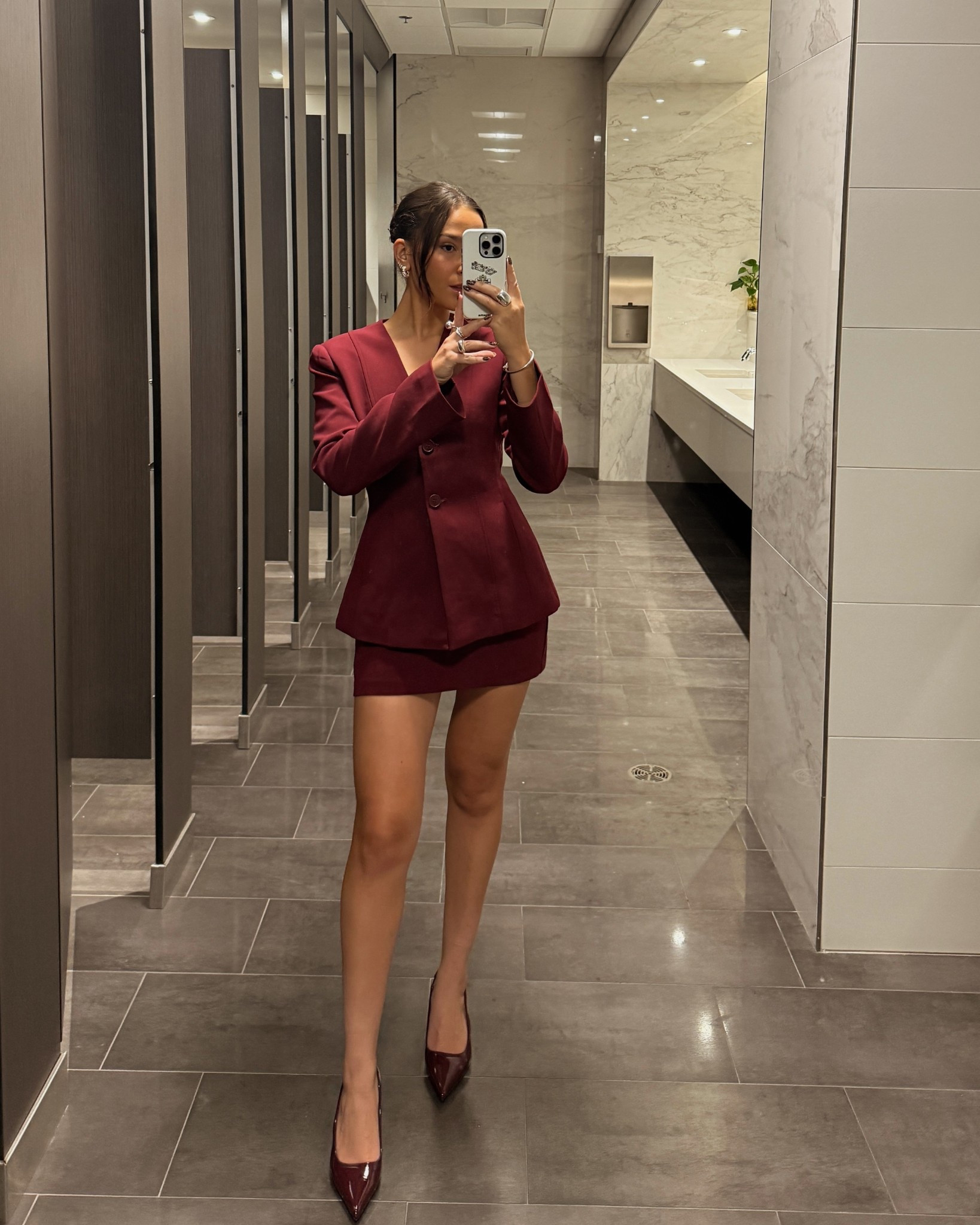 wearing XS in the blazer & 2 in the skort  

#LTKworkwear #LTKfall #LTKcanada