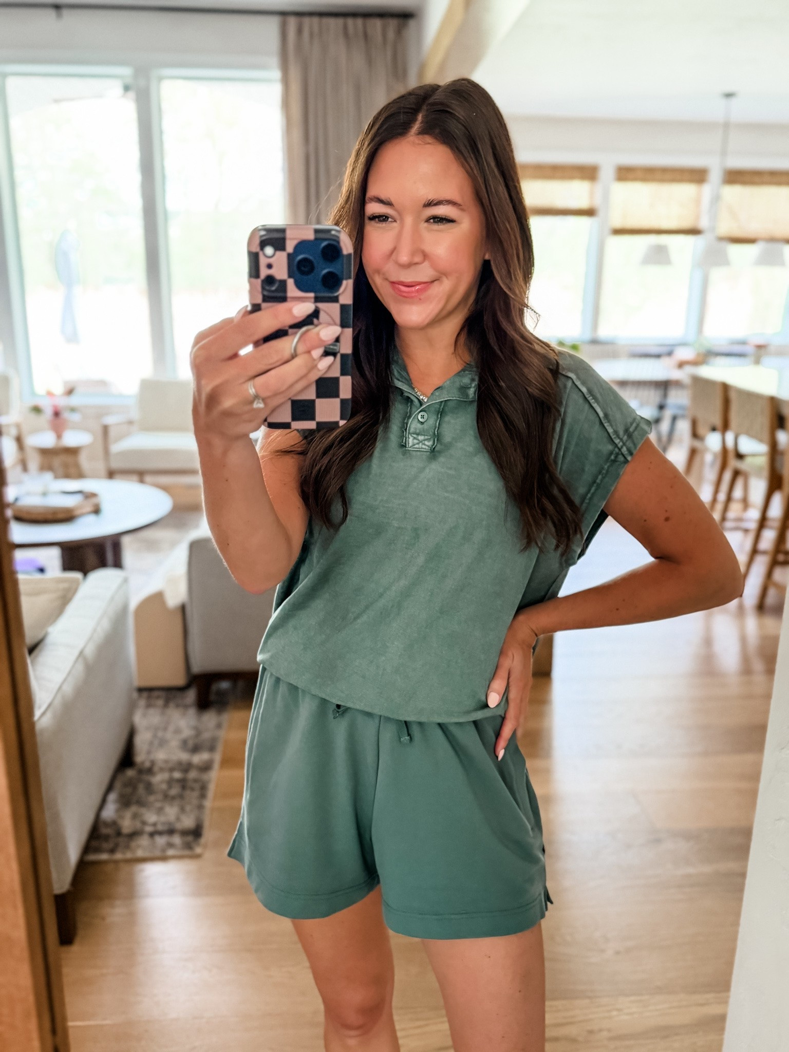 The set that makes you look effortlessly put together 🙌✨
 This Aerie matching set is lightweight, crazy comfortable and gives that “cool casual” vibe without trying too hard. Perfect for travel days, errands, coffee runs or those summer days when you still want to look cute but refuse to wear real clothes 😌
Also obsessed with this washed green color 🤍
#aerie #aeriereal #ad #aeriepartner @Aerie