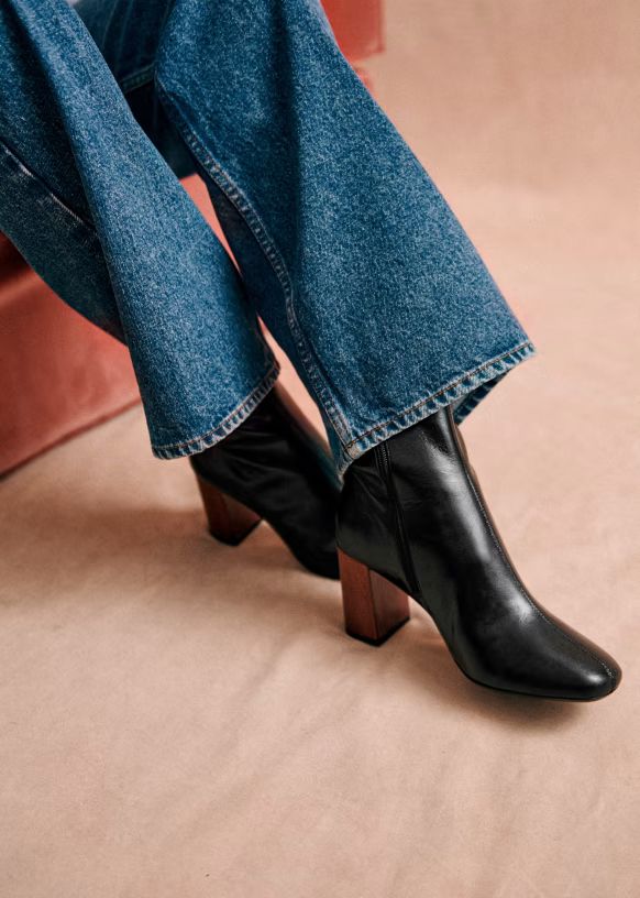 Mischa Mid Boots - Vintage Smooth Black - Vegetable-tanned smooth cowhide leather - Sézane | Sezane Paris