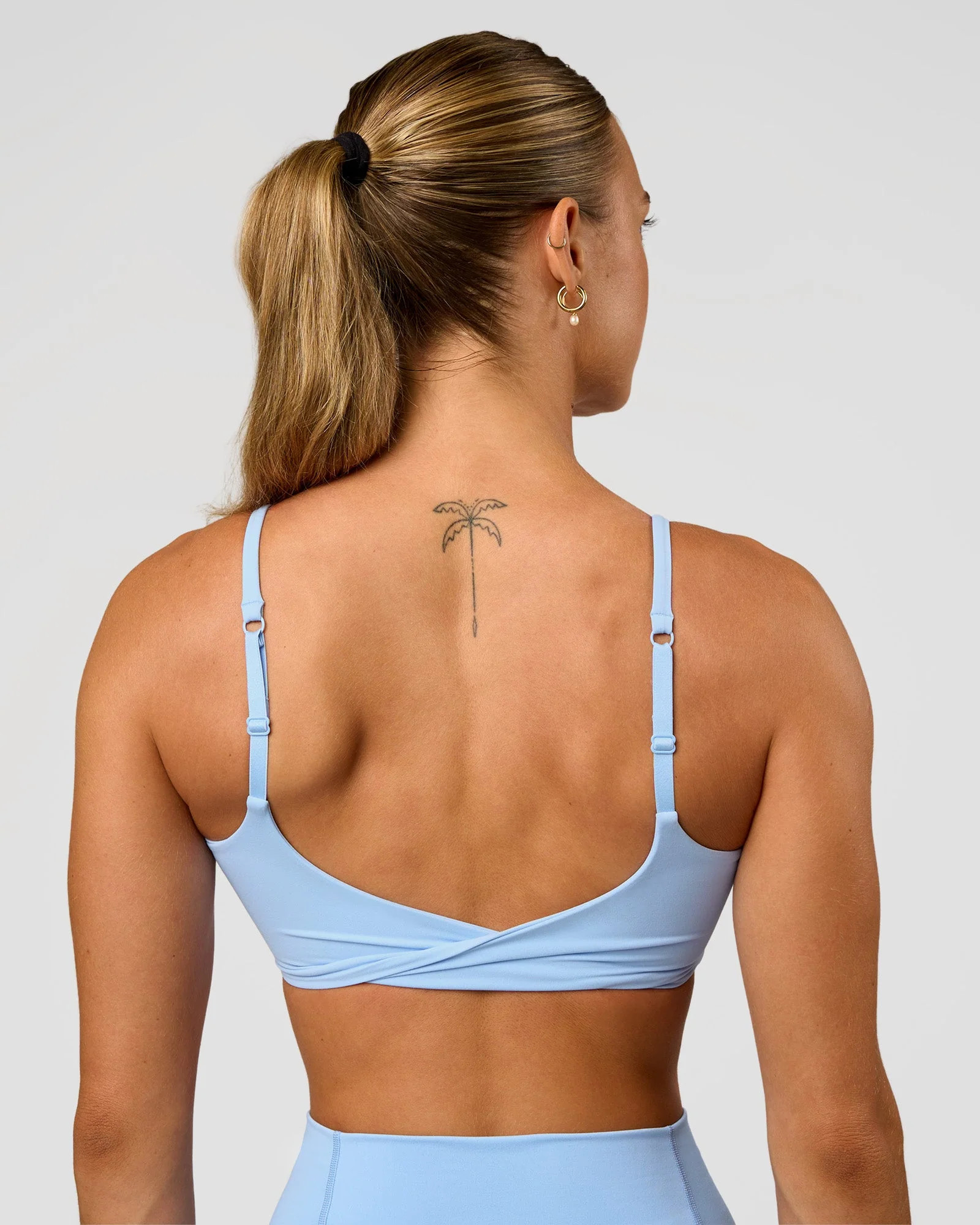 Twist Sports Bra - Open Air | LSKD | LSKD