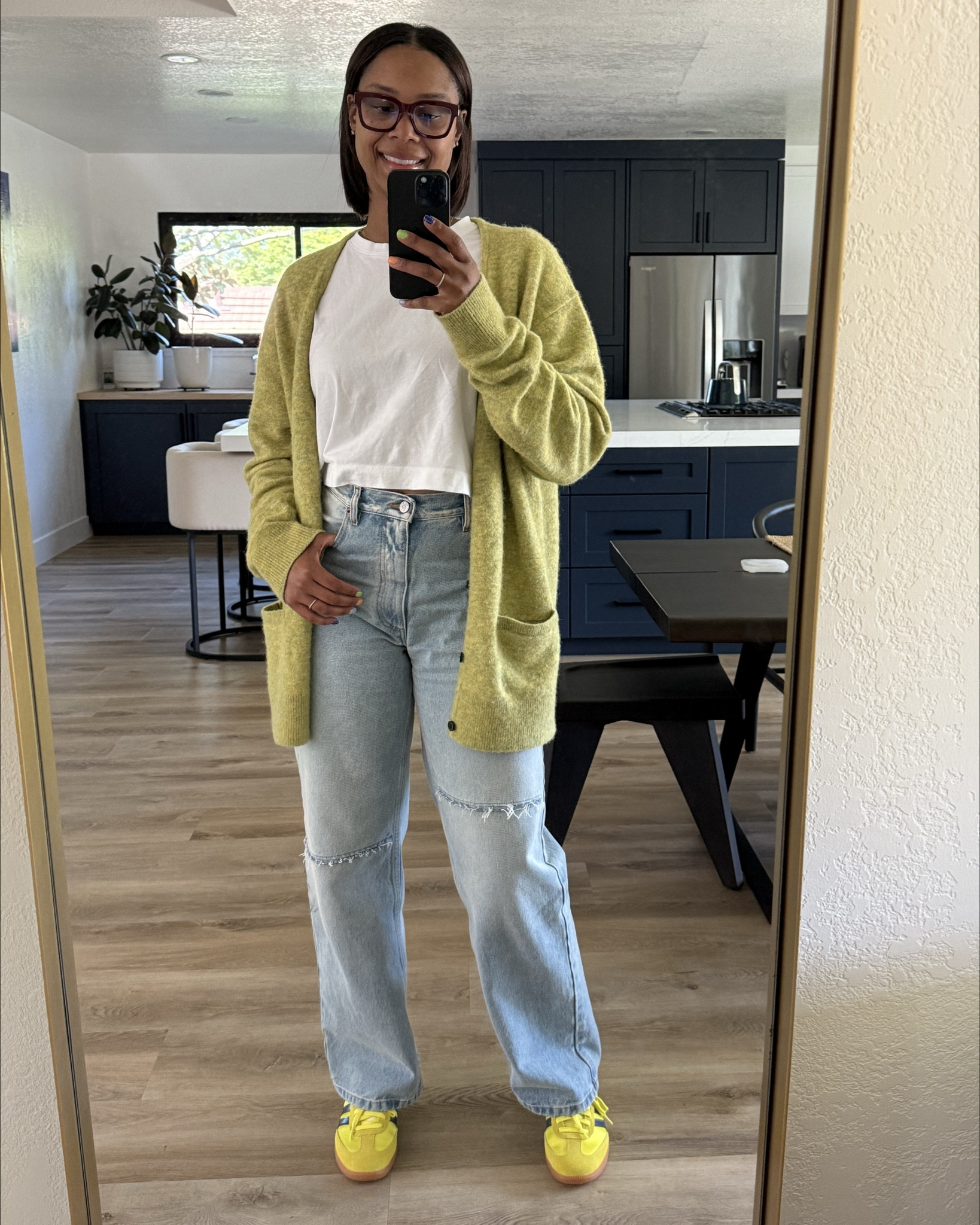 90s vibes lately

#LTKFindsUnder100 #LTKMens #LTKShoeCrush