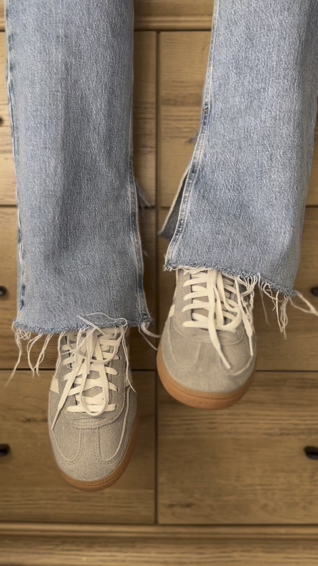 Adidas handball spezial | adidas sneakers | must have sneakers 

#LTKShoeCrush #LTKSeasonal #LTKGiftGuide