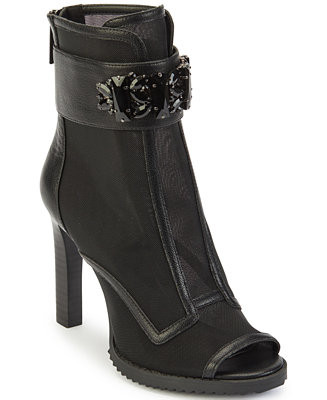 Karl Lagerfeld Paris Blayze Lug Sole Booties & Reviews - Booties - Shoes - Macy's | Macys (US)