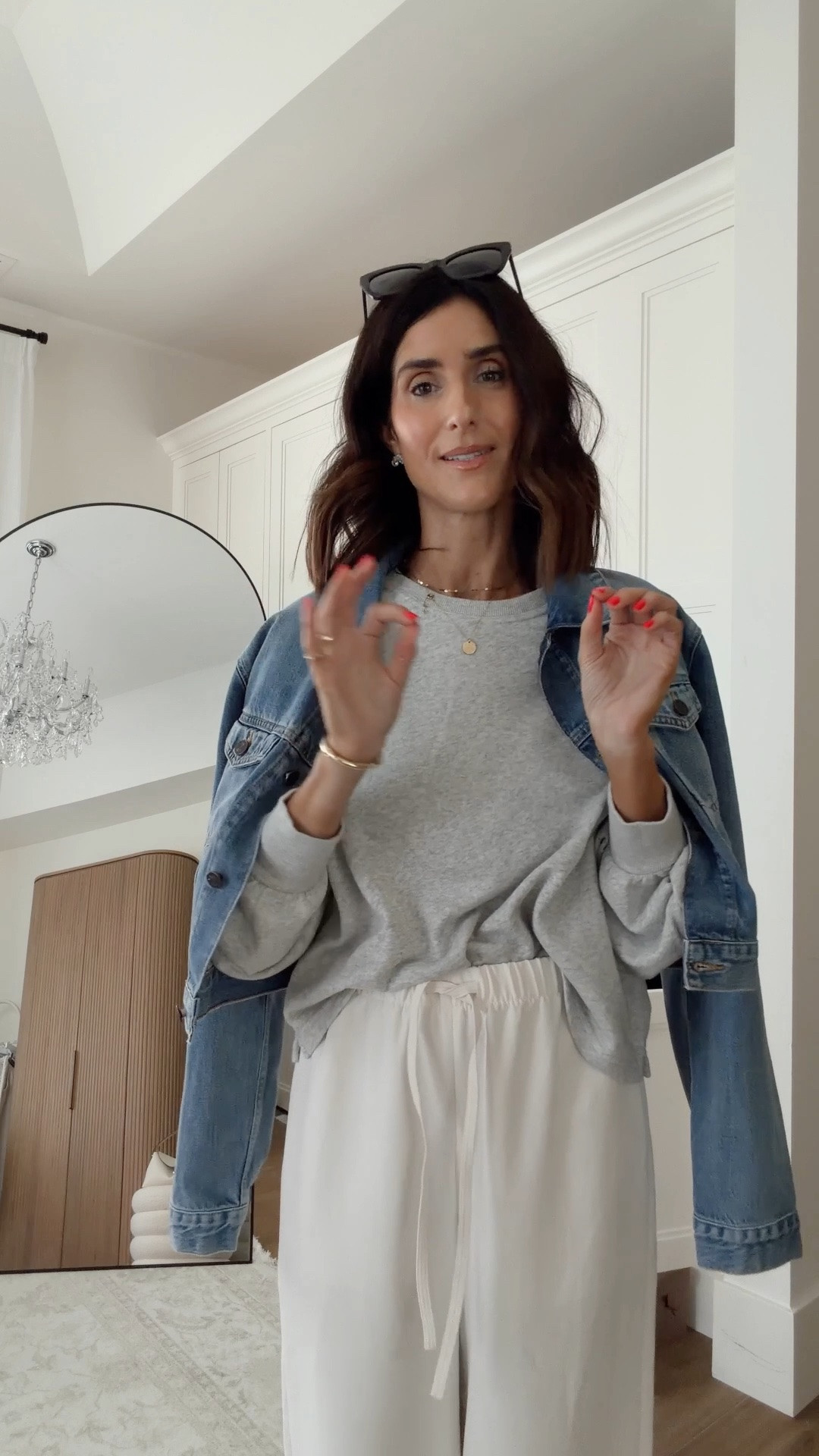 I’m just shy of 5-7” wearing the size small denim jacket, XS small sweatshirt and small regular pants from @Aritzia

#LTKSeasonal #LTKOver40 #LTKootd