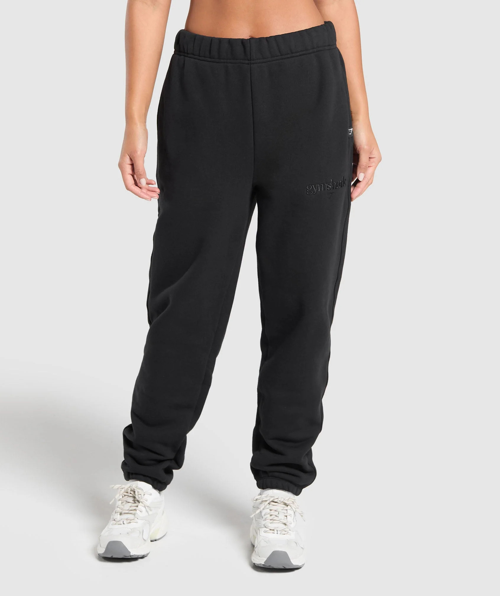 Gymshark Embroidered Logo Oversized Joggers - Black | Gymshark US